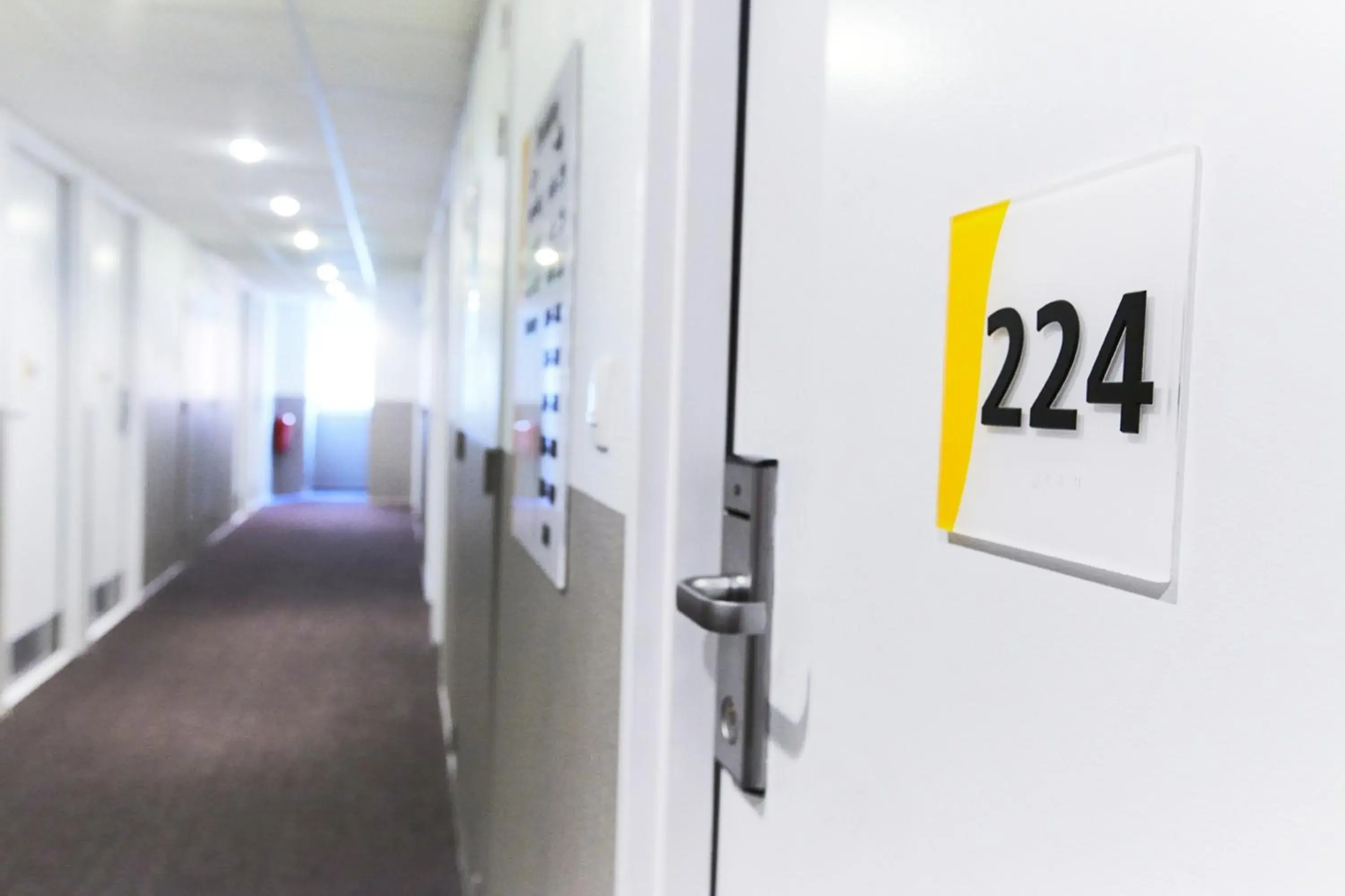 Bedroom in Première Classe Paris Ouest - Pont de Suresnes Bedroom in Première Classe Paris Ouest - Pont de Suresnes