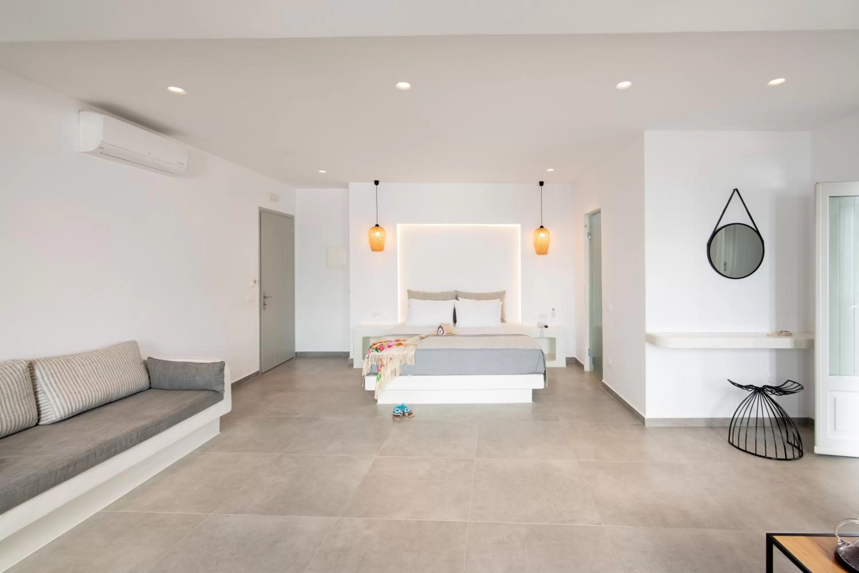 Bed in Caldera Cliff Illusion