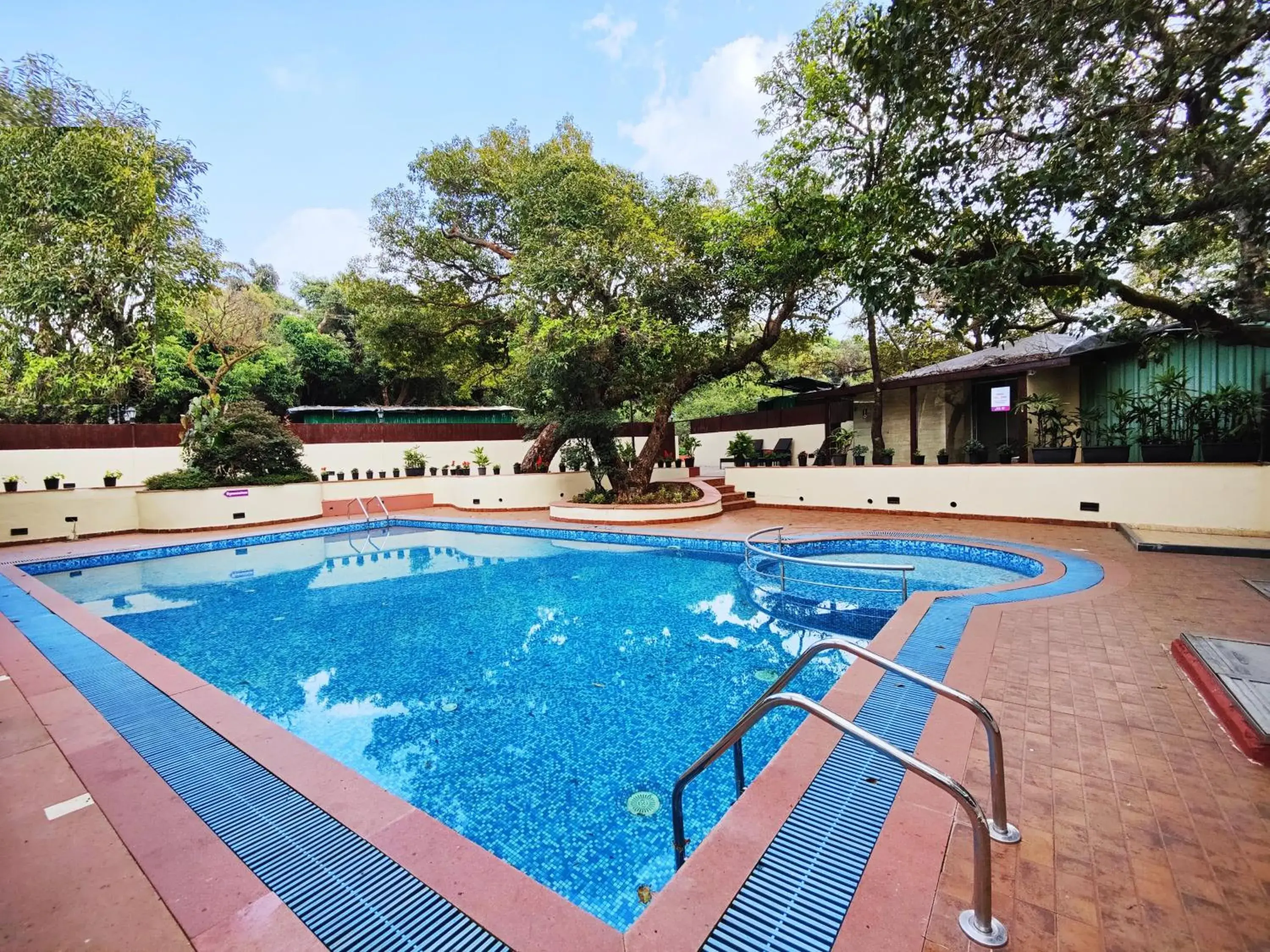 Swimming Pool in Regenta MPG Club Mahabaleshwar