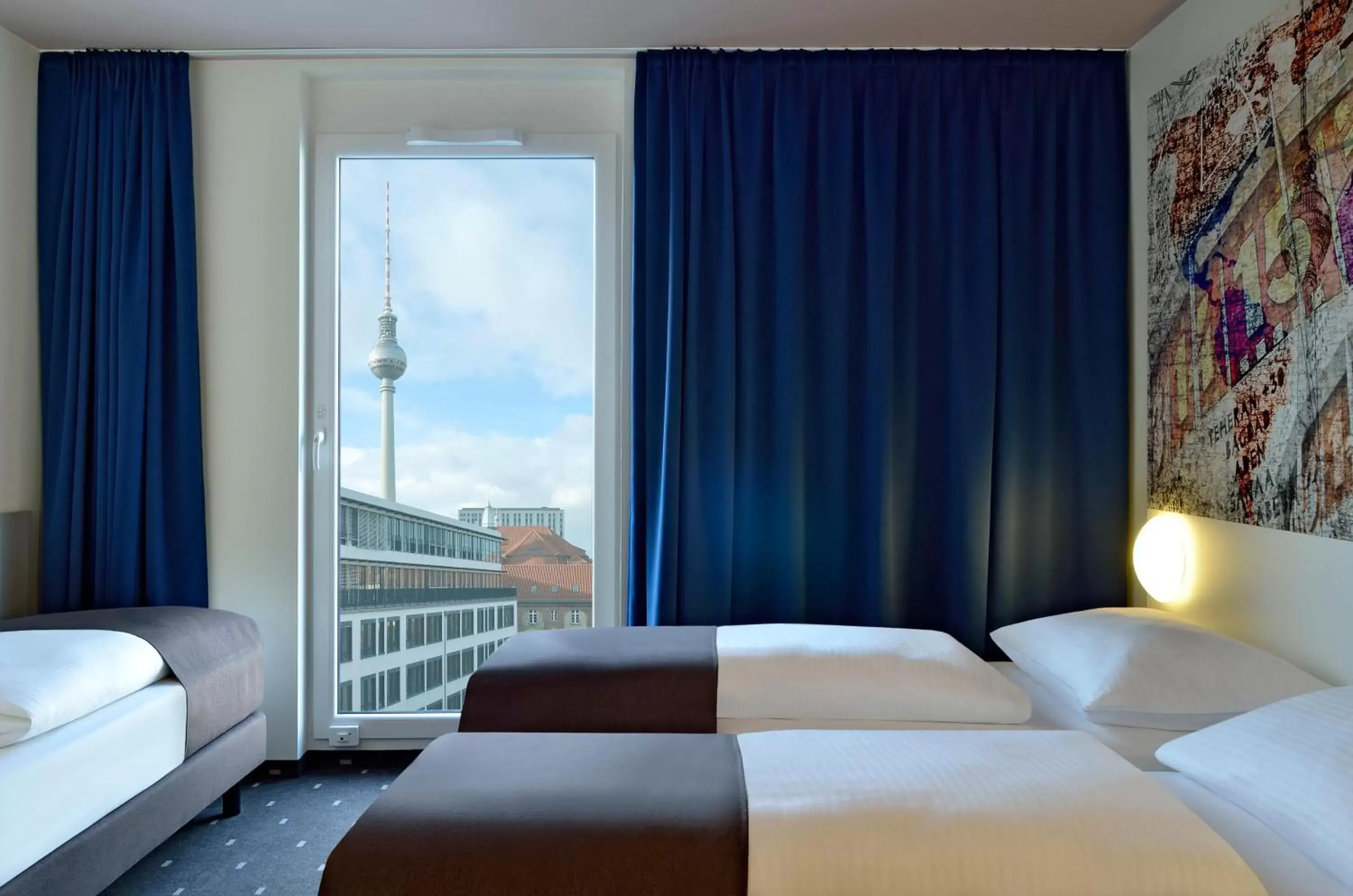 Photo of the whole room, Bed in B&B Hotel Berlin Alexanderplatz