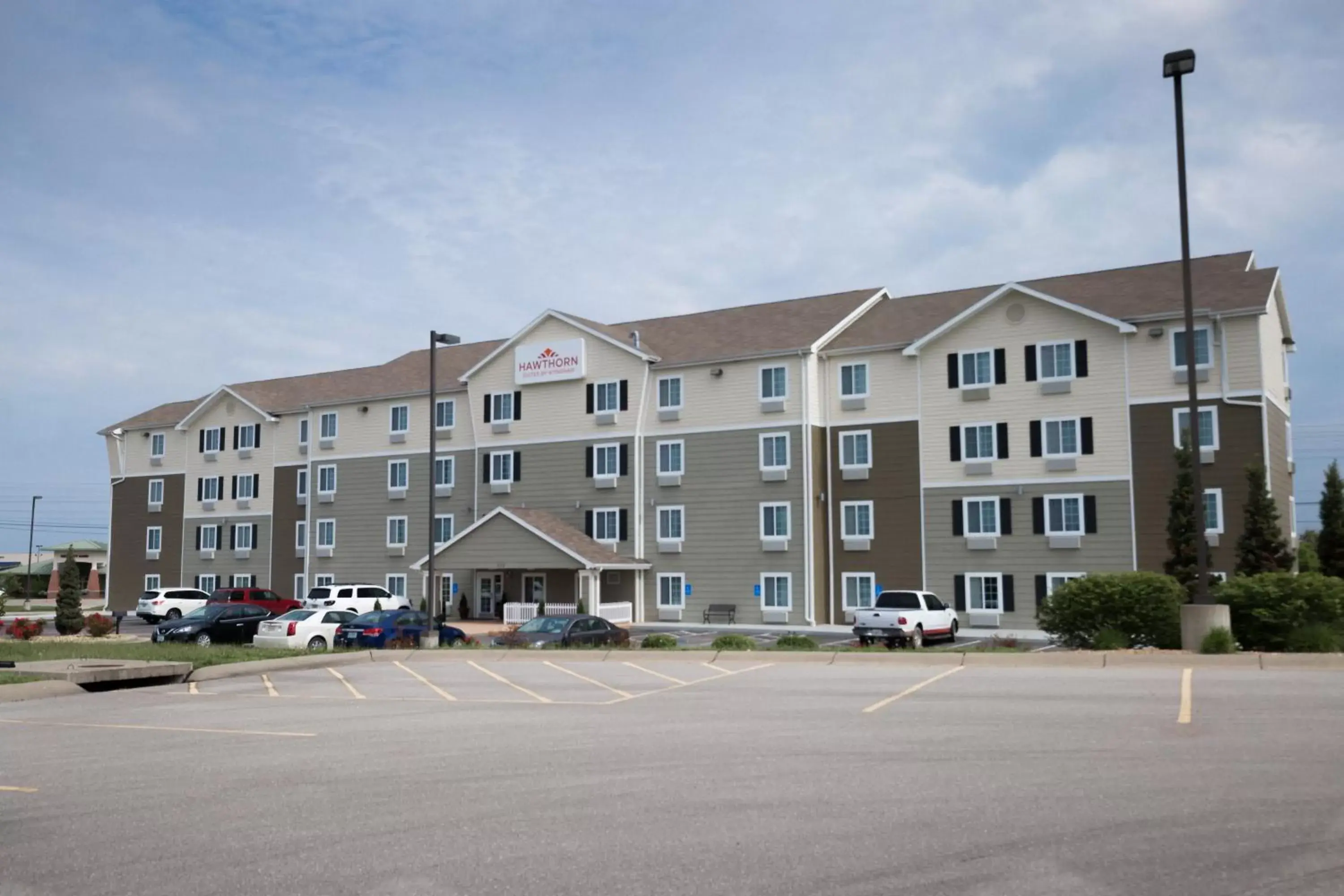 Property Building in Hawthorn Suites by Wyndham St. Robert/Ft. Leonard Wood