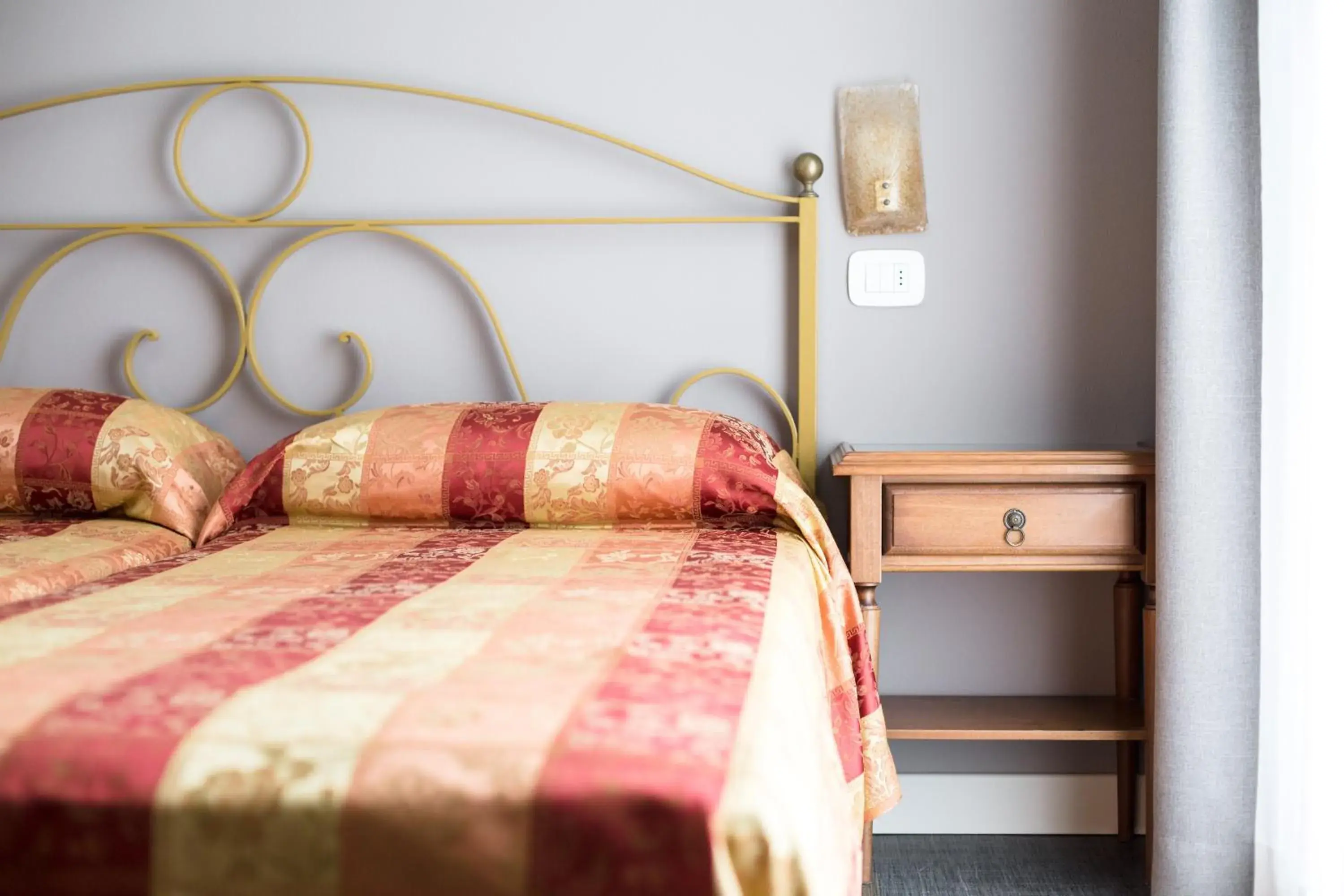 Decorative detail, Bed in Hotel Europa