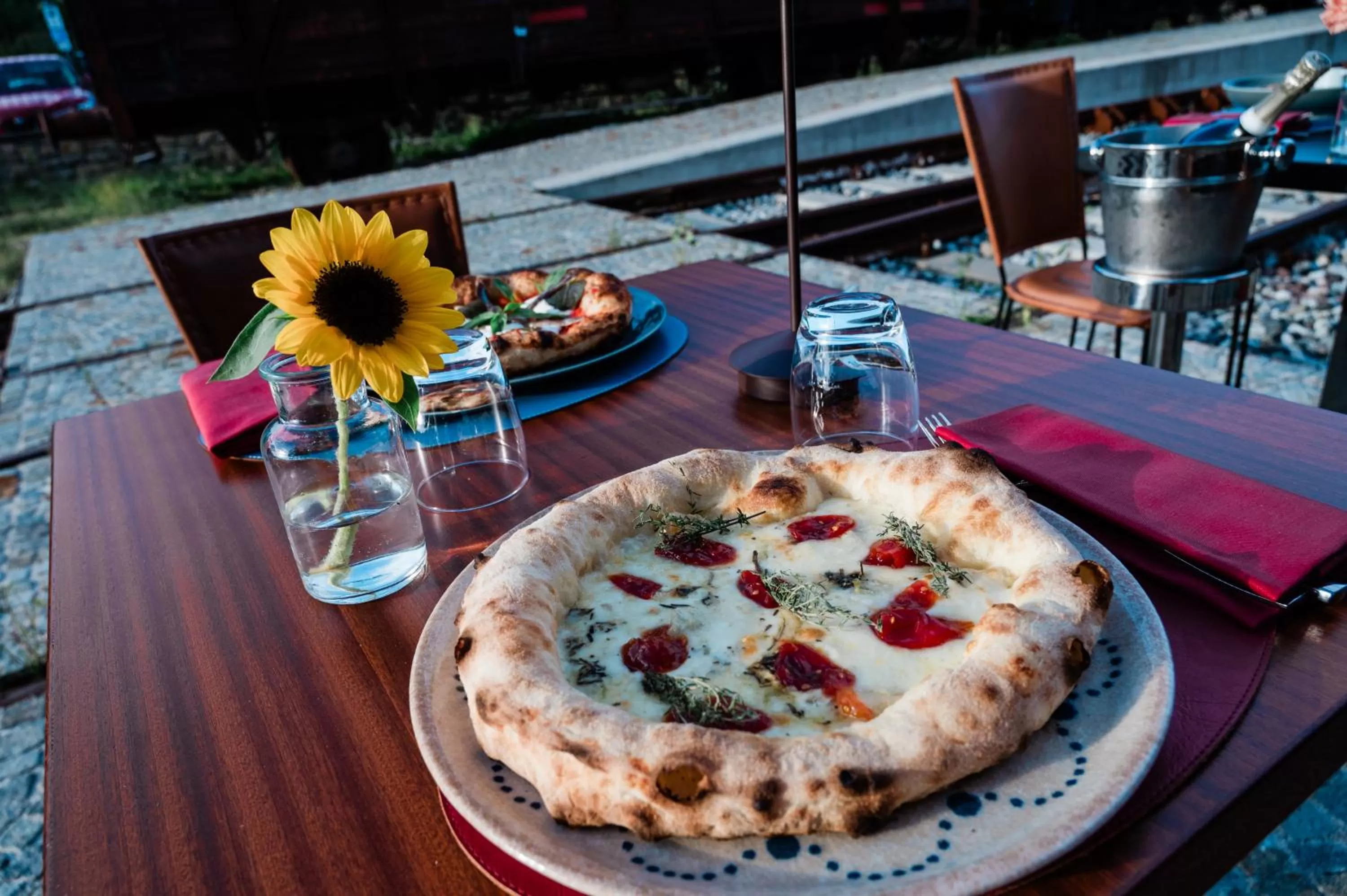 Restaurant/places to eat in SMART San Martino