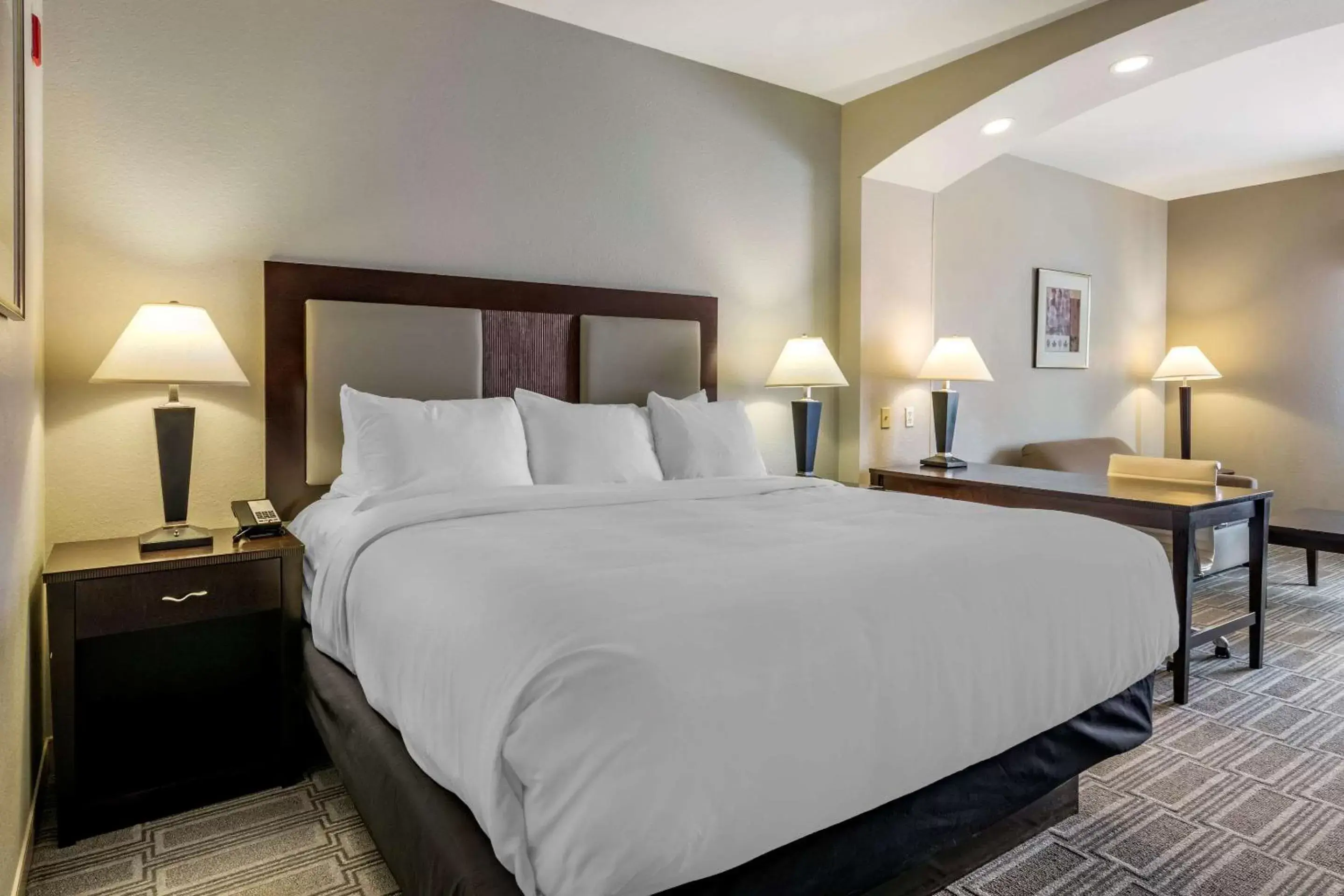 Bedroom, Bed in Comfort Inn & Suites