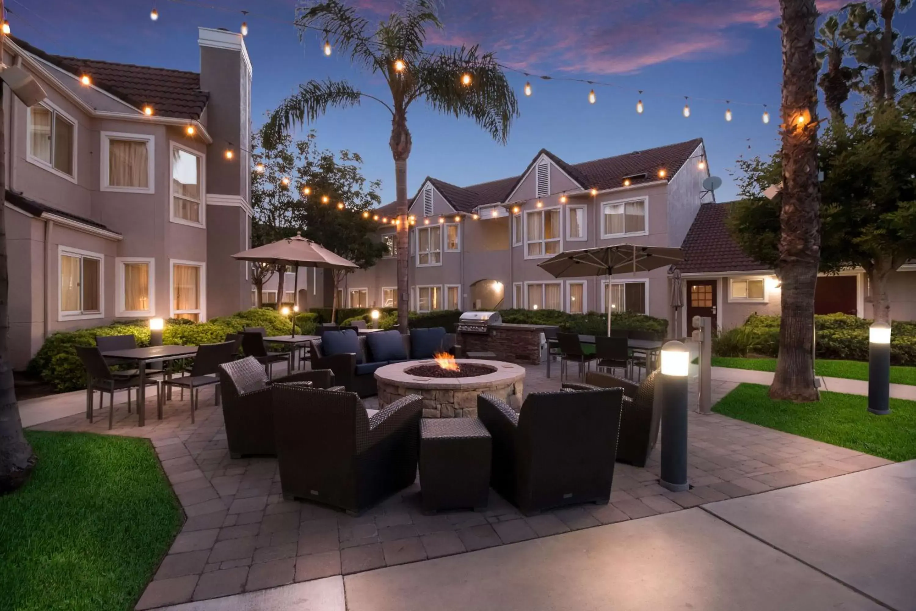 Sports, Property Building in Sonesta ES Suites Huntington Beach Fountain Valley