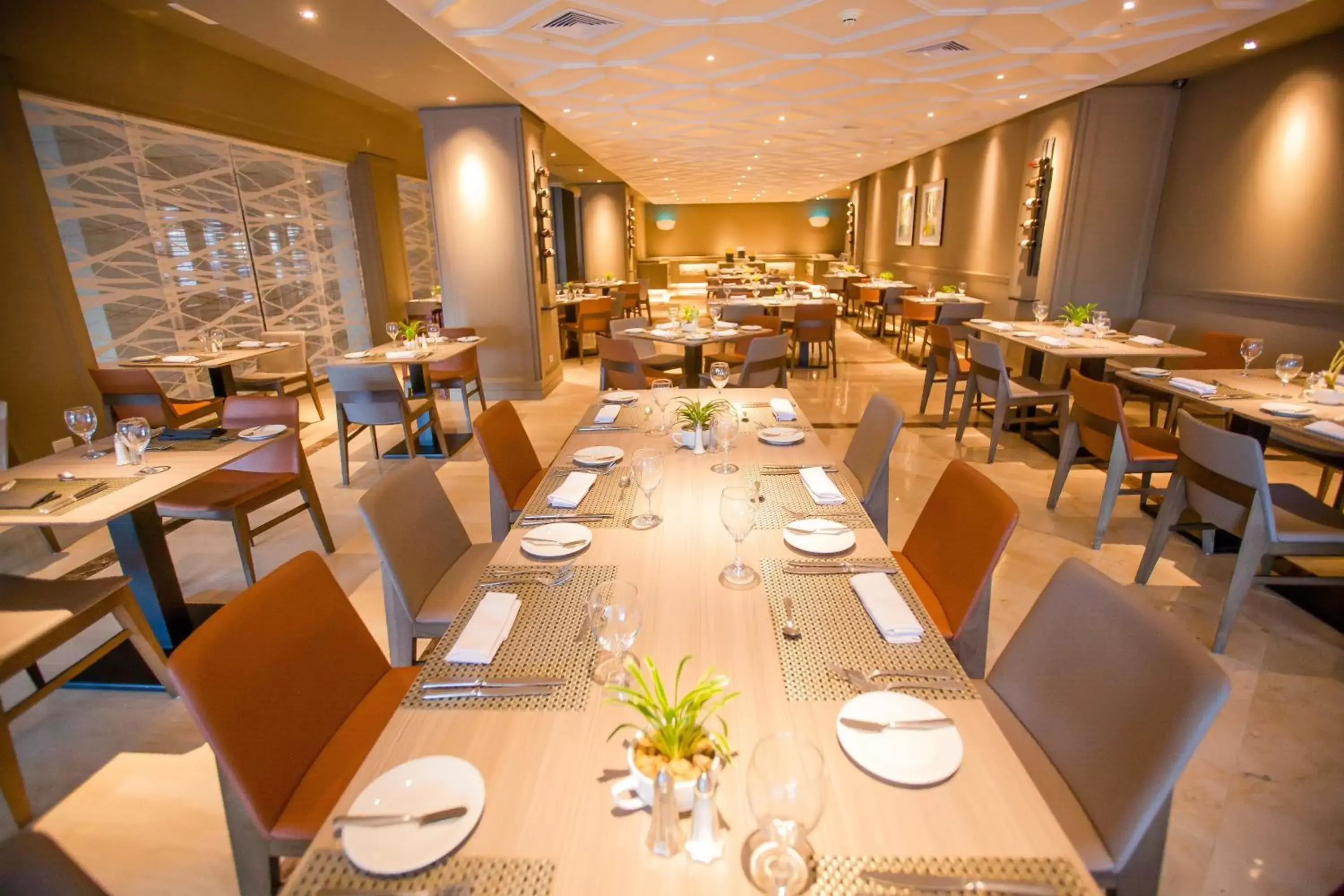 Restaurant/Places to Eat in Crowne Plaza Managua, an IHG Hotel