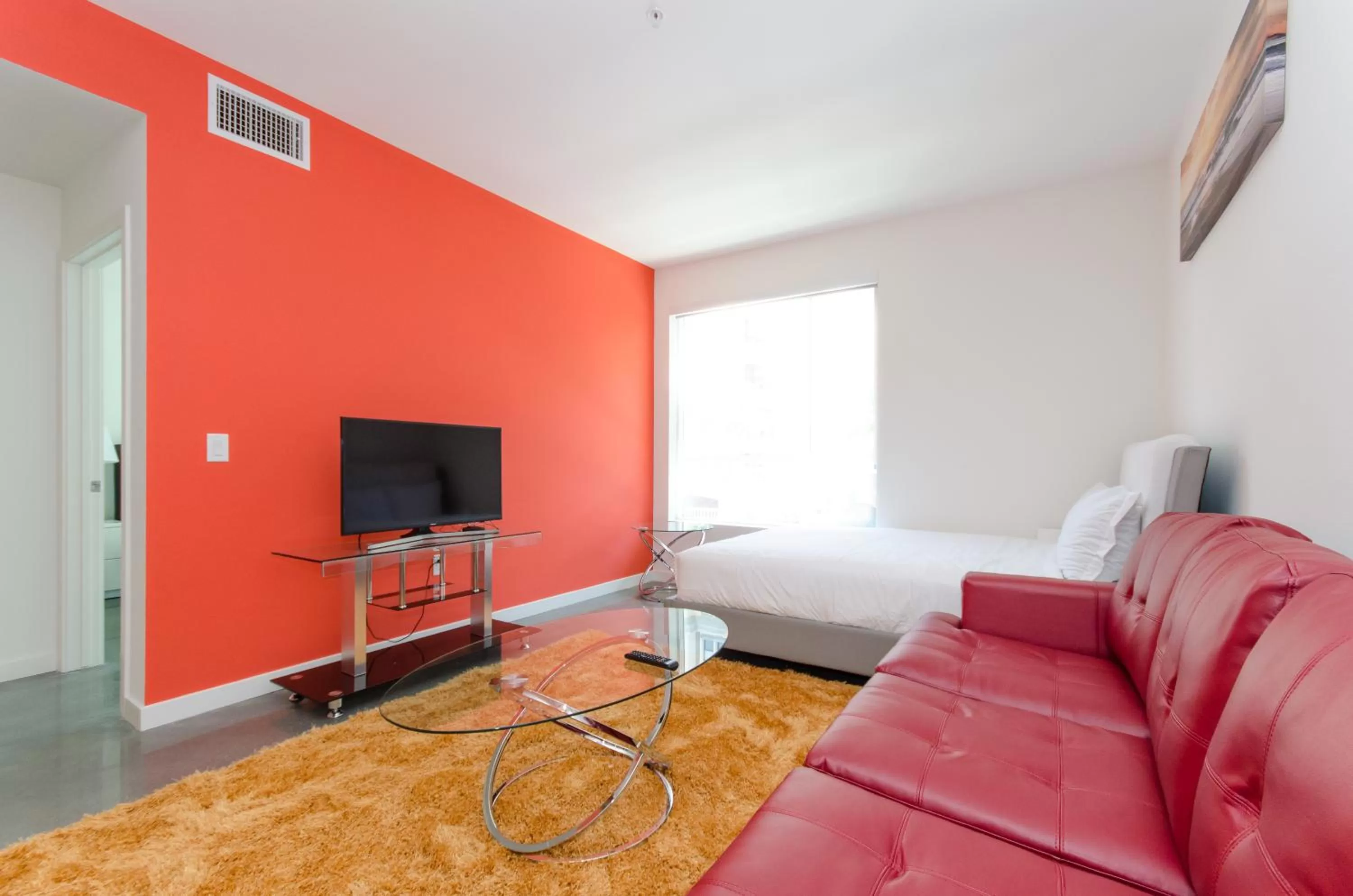 Bed in Modern Apartment Rentals