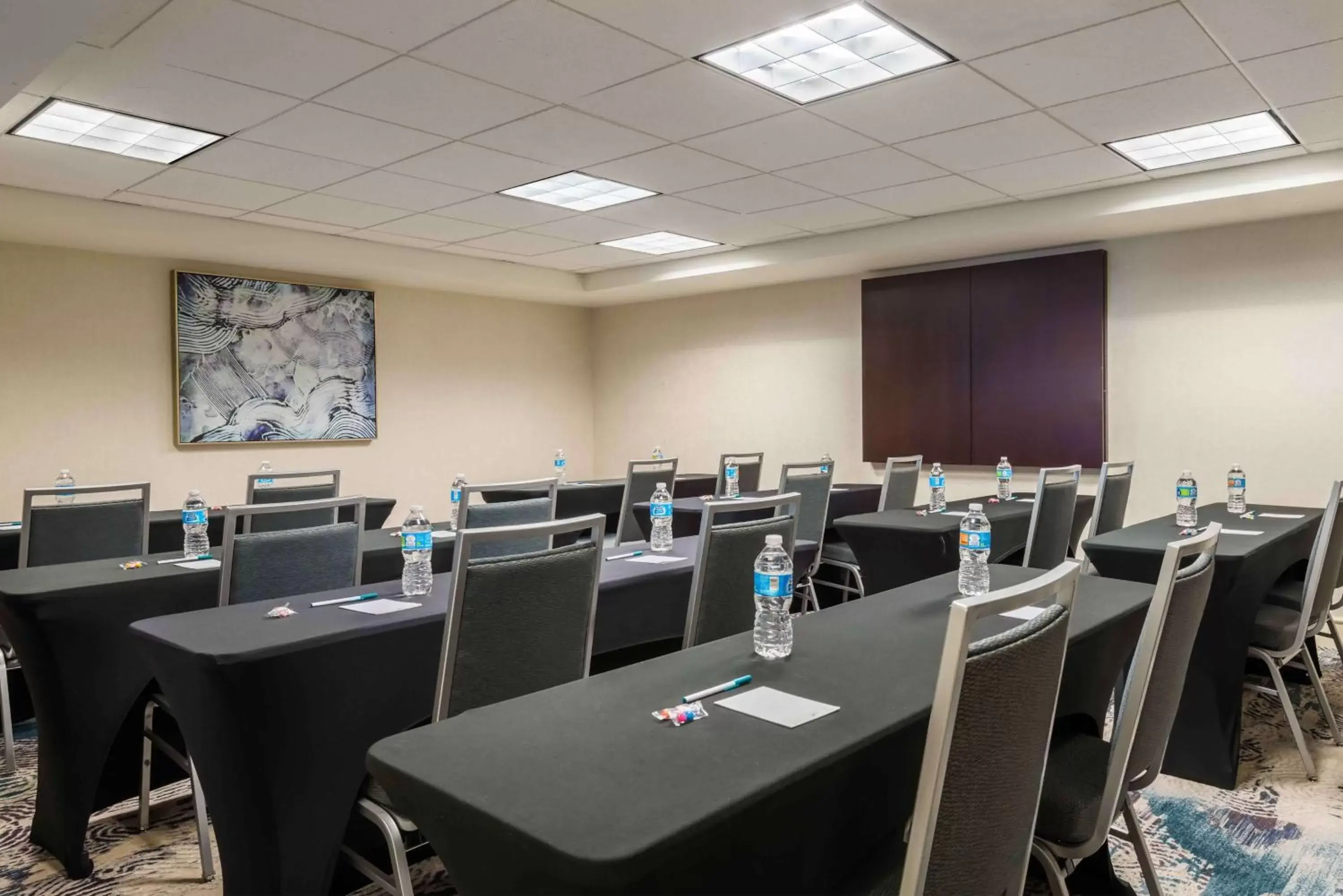 Meeting/conference room in Homewood Suites by Hilton Tampa Airport - Westshore