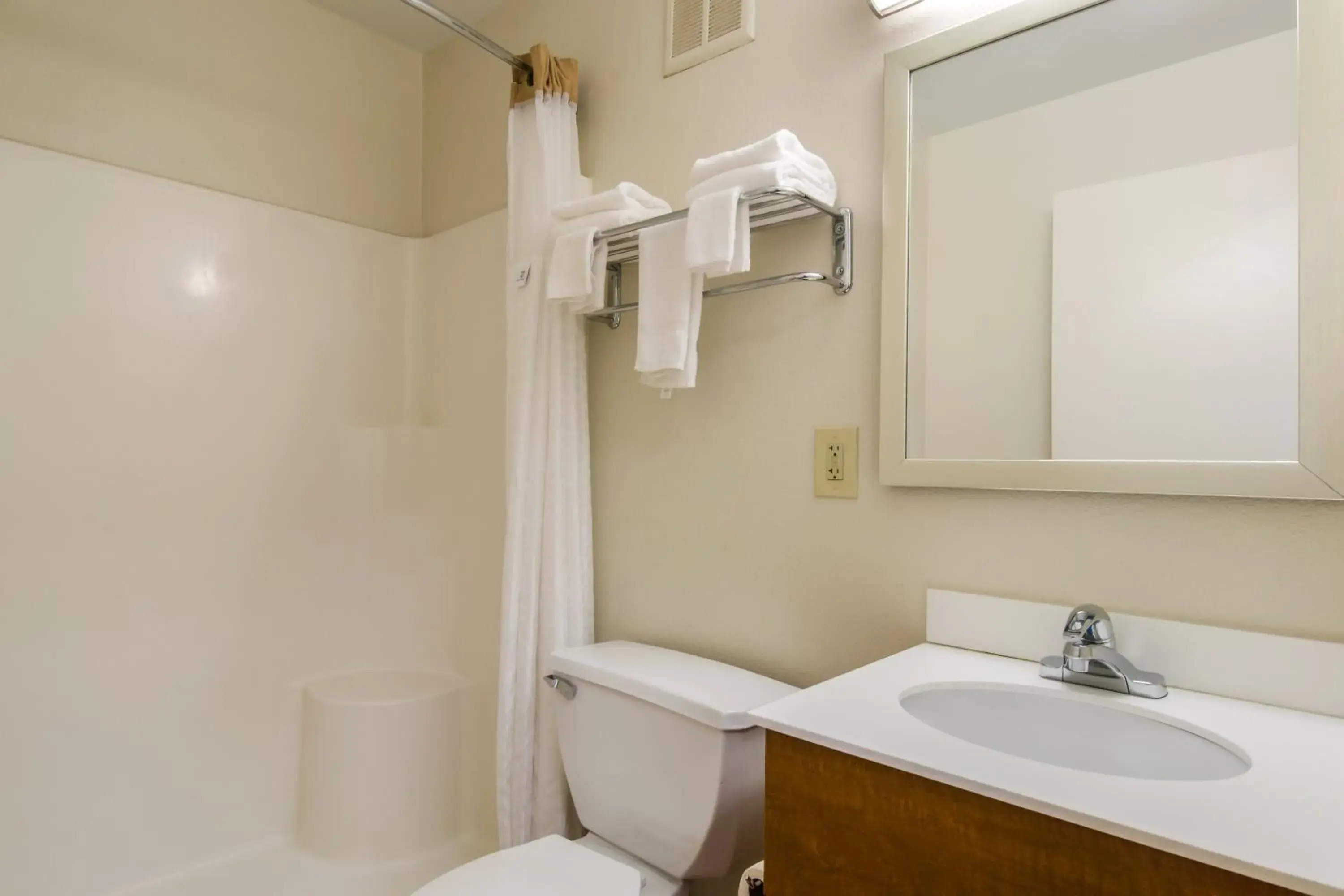 Bathroom in HomeTowne Studios by Red Roof Denver - Airport/Aurora