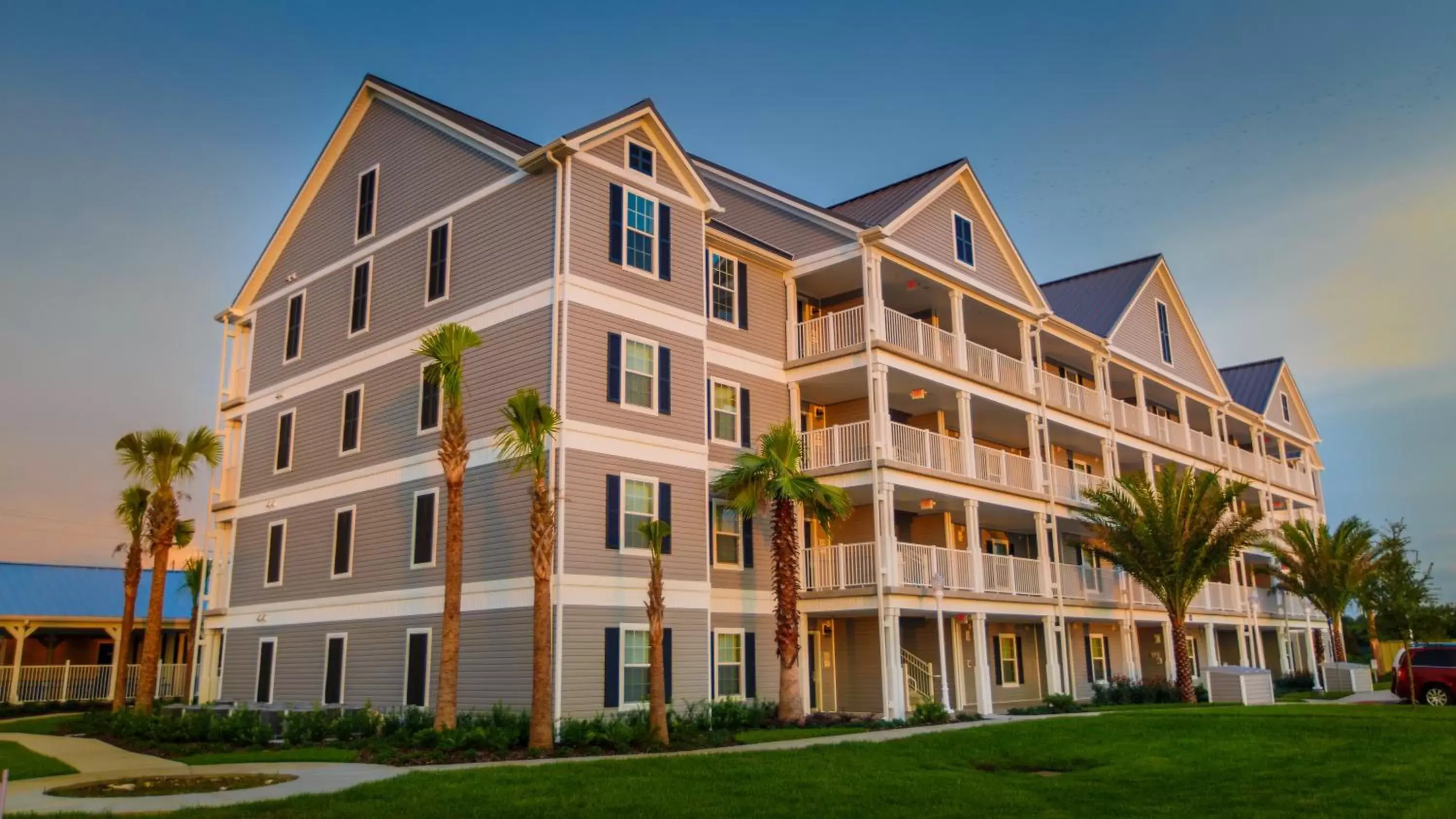 Property Building in Holiday Inn Club Vacations - Orlando Breeze Resort, an IHG Hotel
