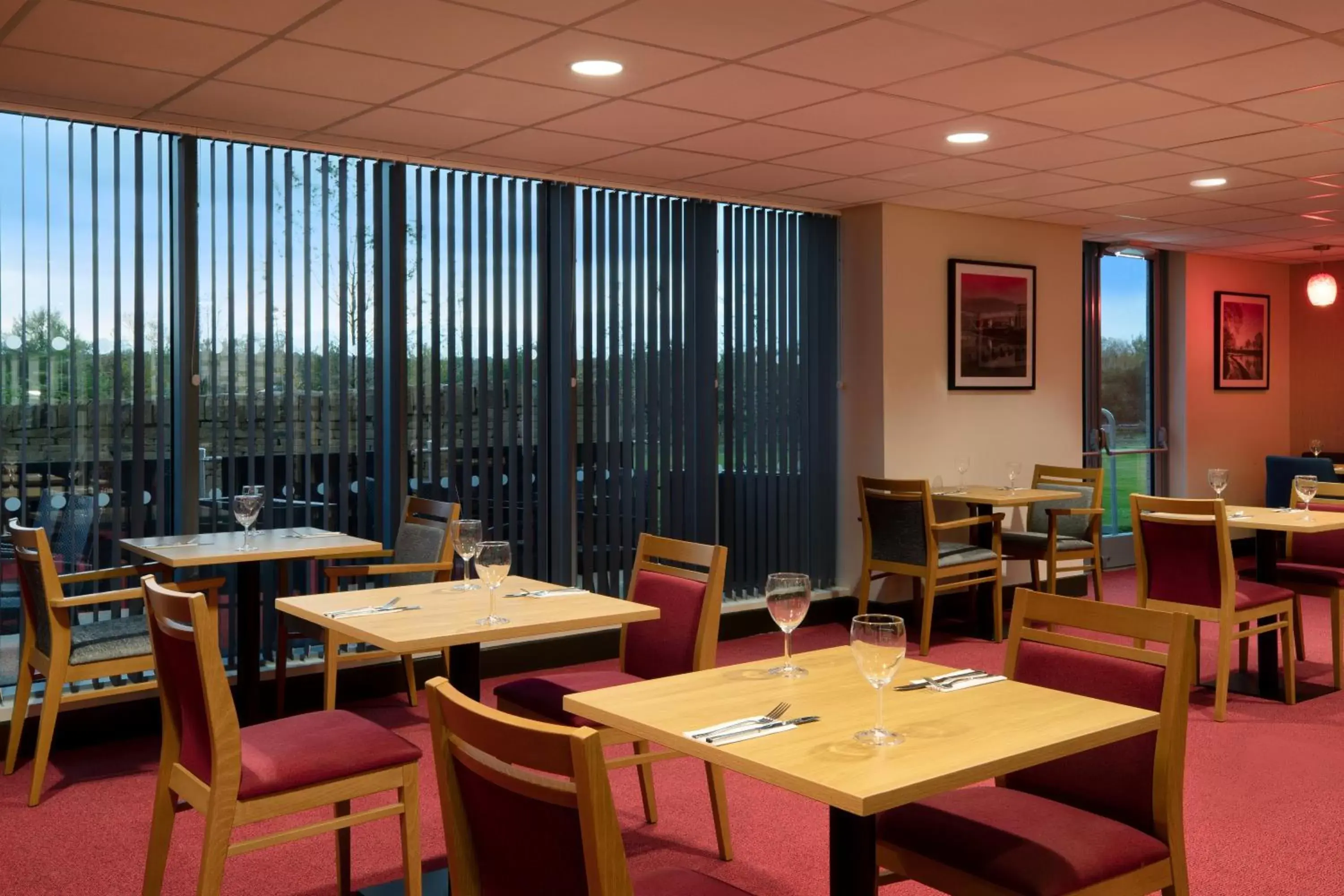 Restaurant/places to eat in Ramada by Wyndham Leeds East Restaurant/places to eat in Ramada by Wyndham Leeds East