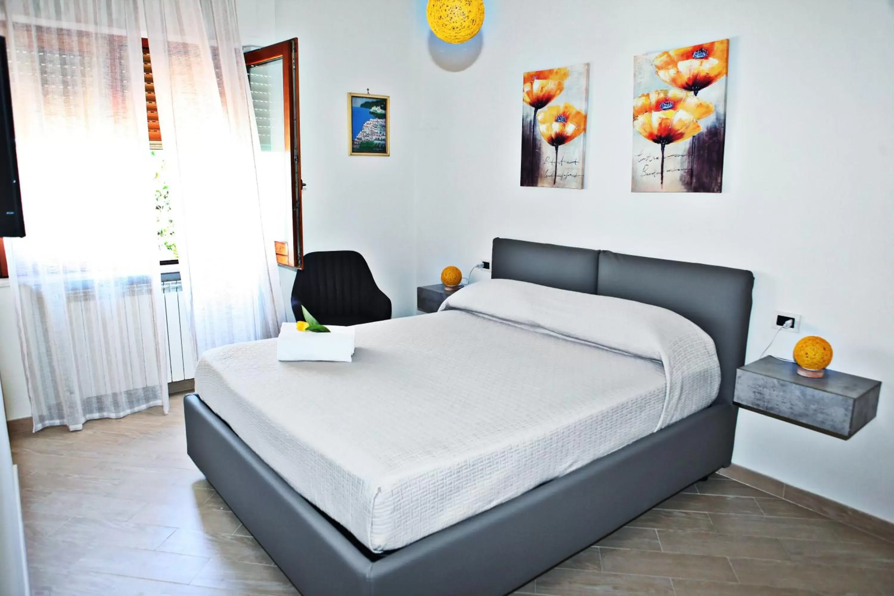 Bedroom, Bed in Mura Home Sorrento