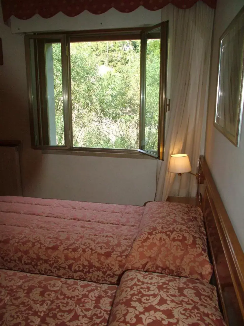 Bedroom, Bed in LH Hotel Del Lago Scanno