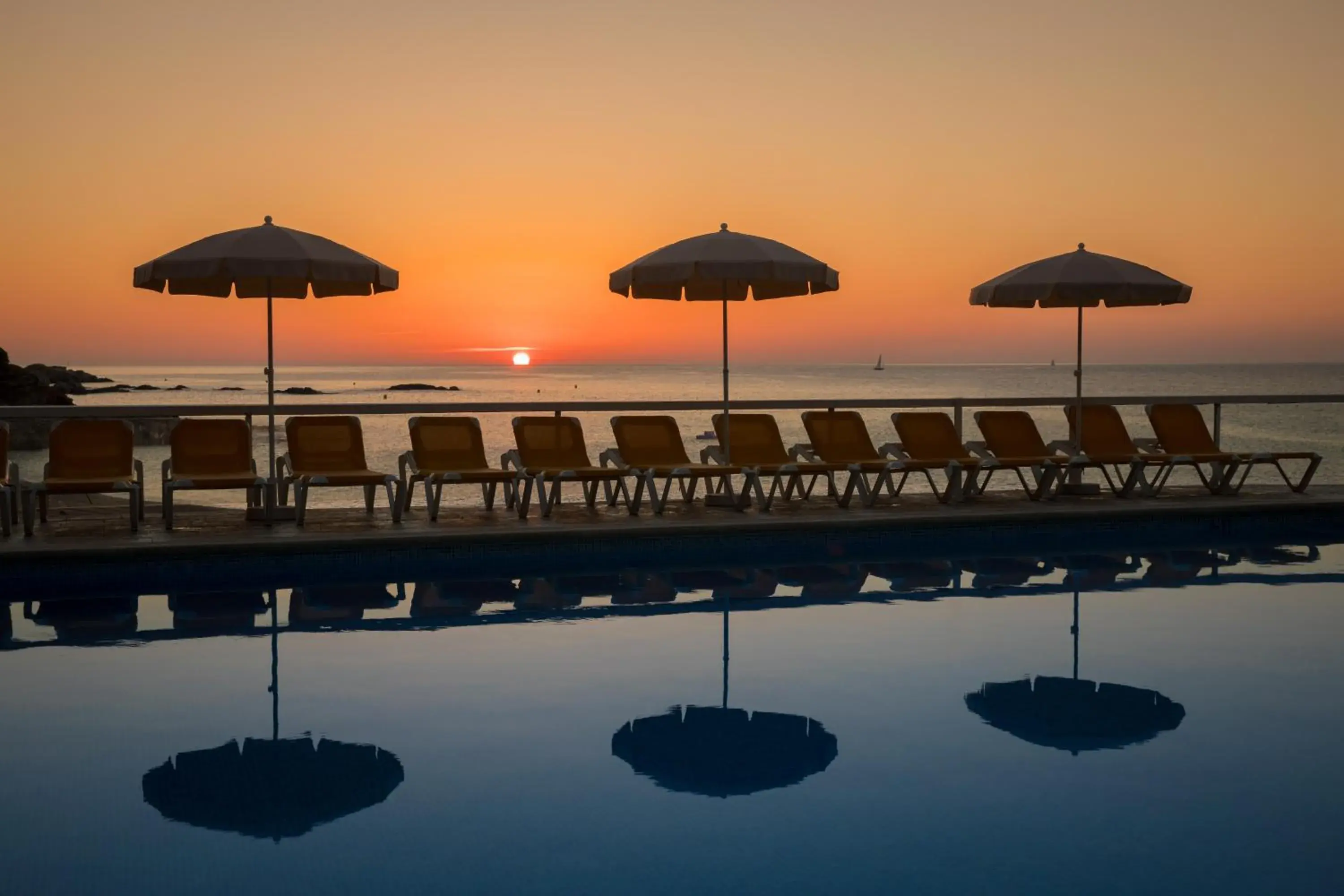 Balcony/Terrace, Swimming Pool in htop Caleta Palace