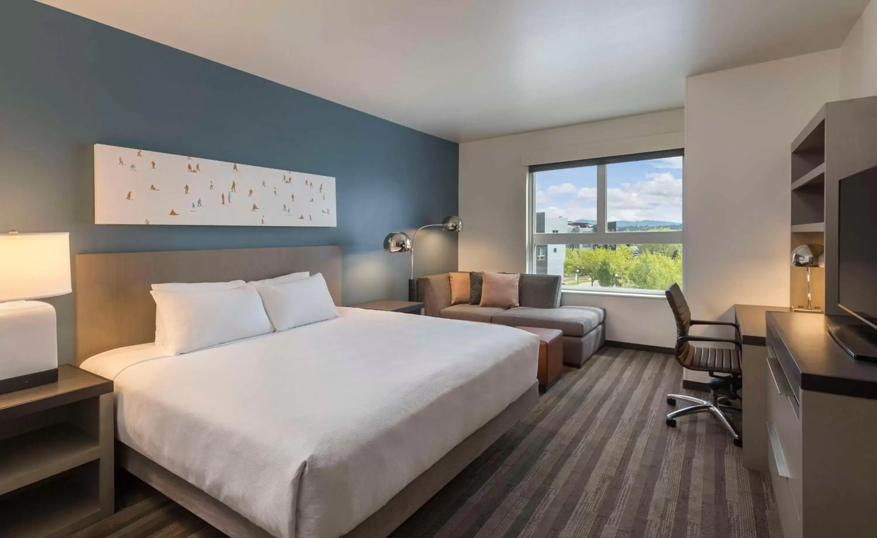 Bedroom in Hyatt House Portland/Beaverton