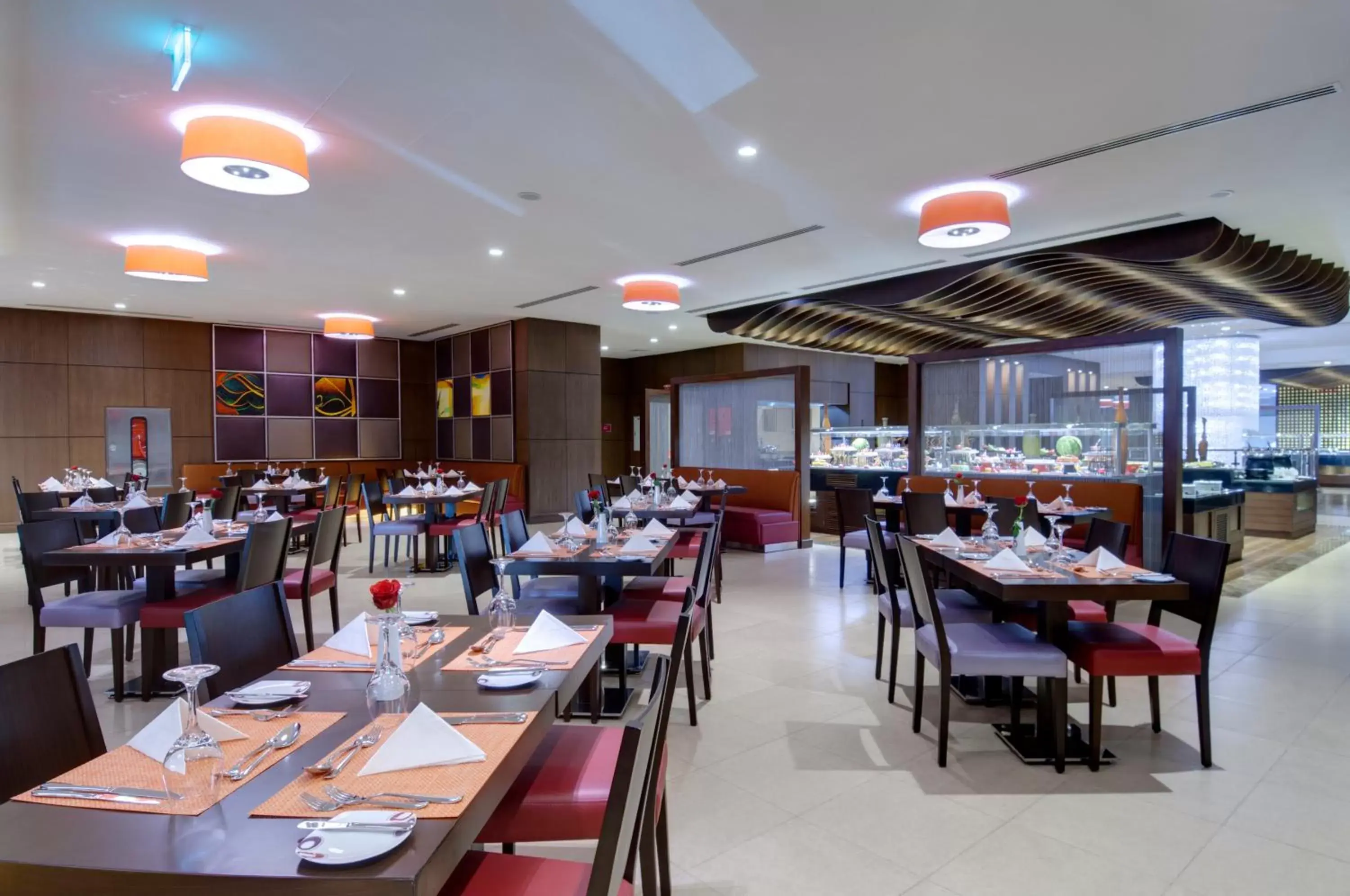 Restaurant/Places to Eat in Crowne Plaza Madinah, an IHG Hotel