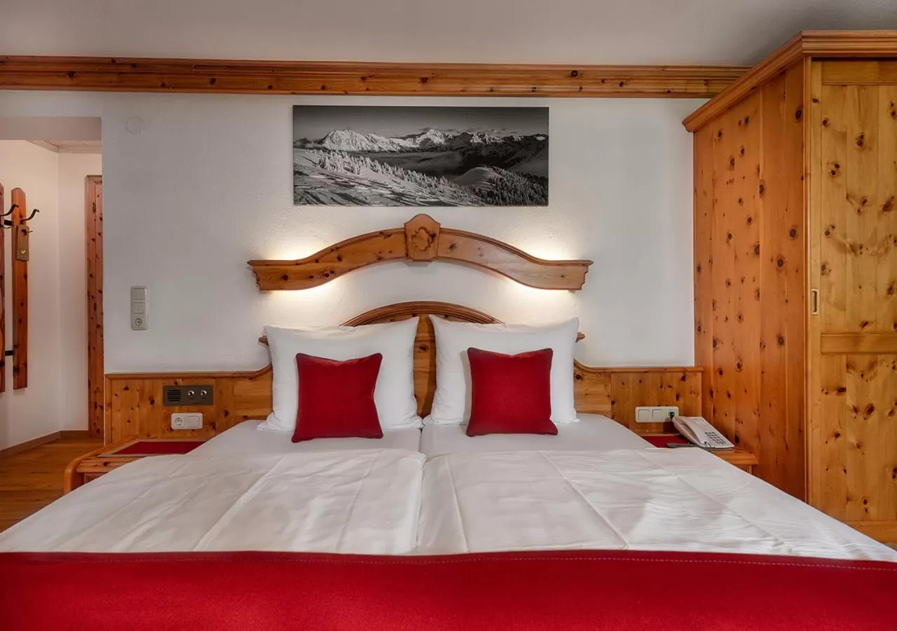 Bed in Hotel Hubertushof