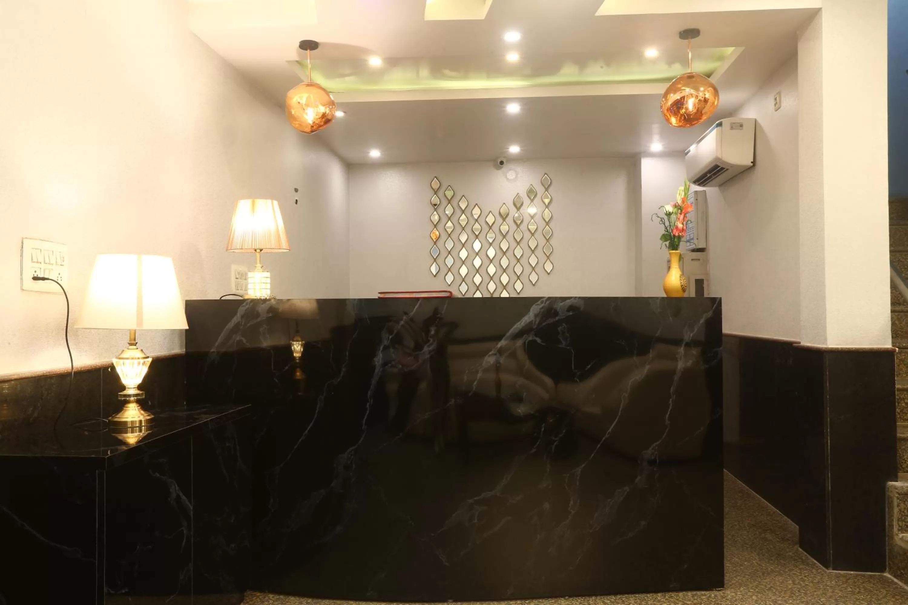 Lobby or reception in Hotel Earth