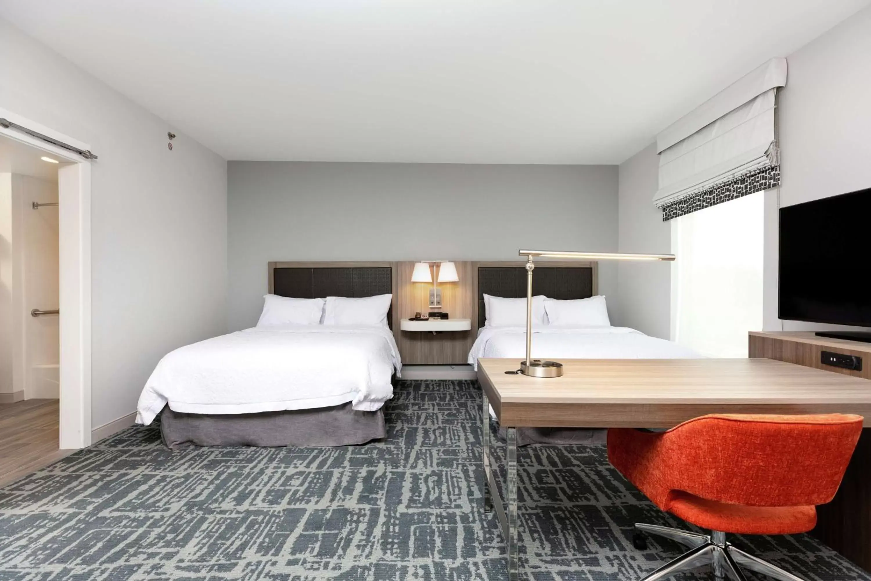 Photo of the whole room, Bed in Hampton Inn Acworth Photo of the whole room, Bed in Hampton Inn Acworth