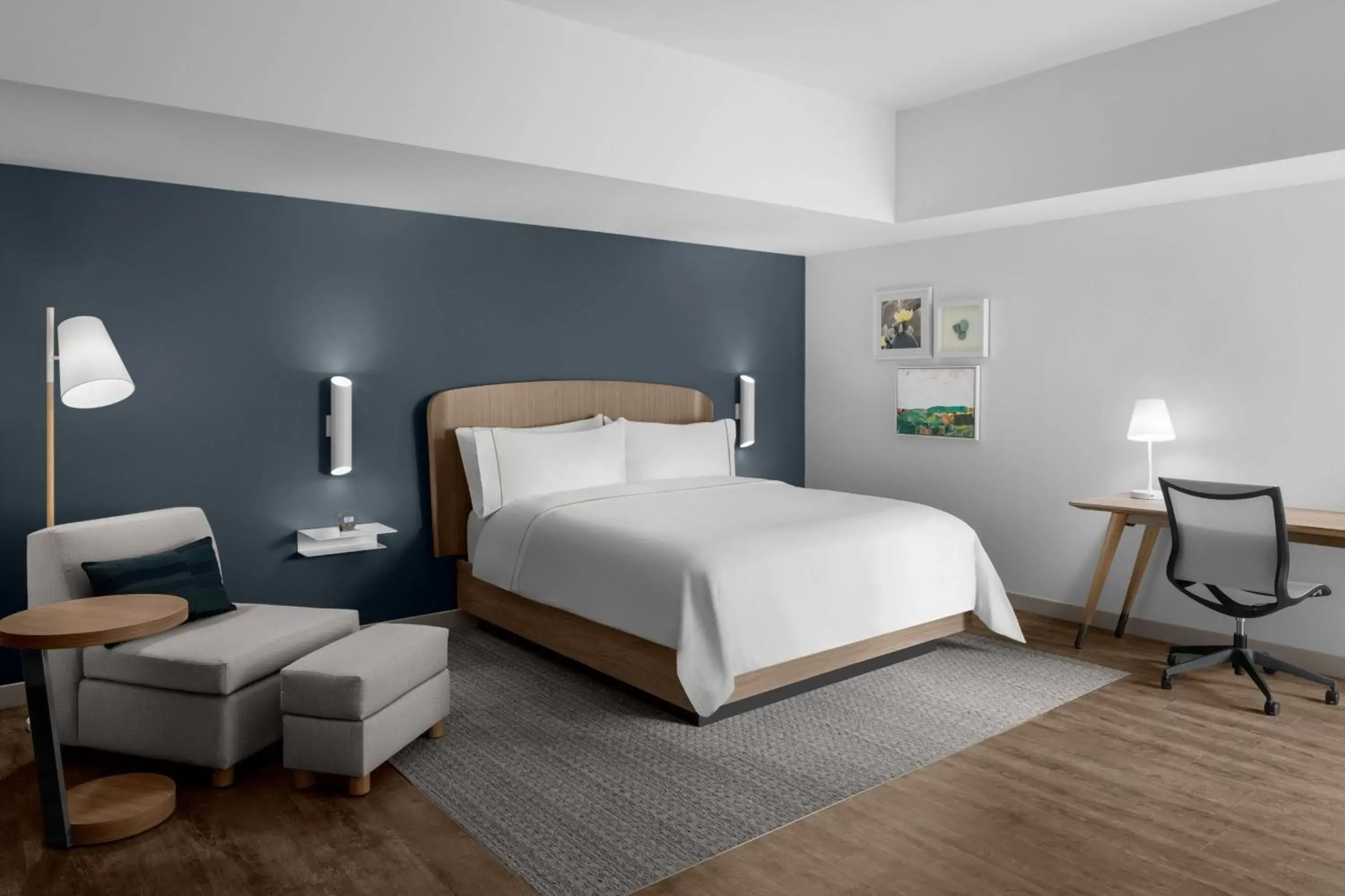 Bedroom, Bed in Element San Antonio Riverwalk
