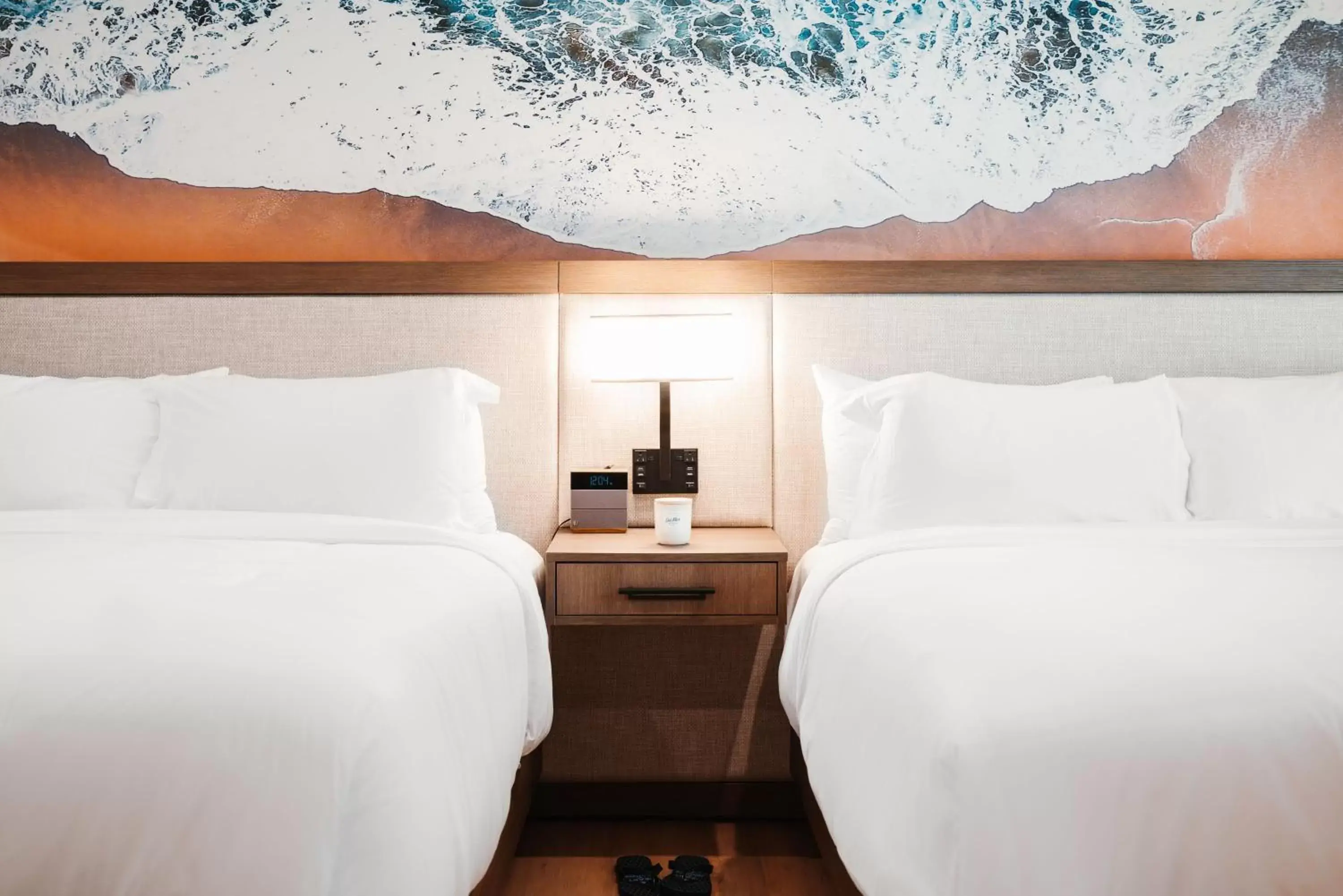 Bed in Del Mar Beach Hotel