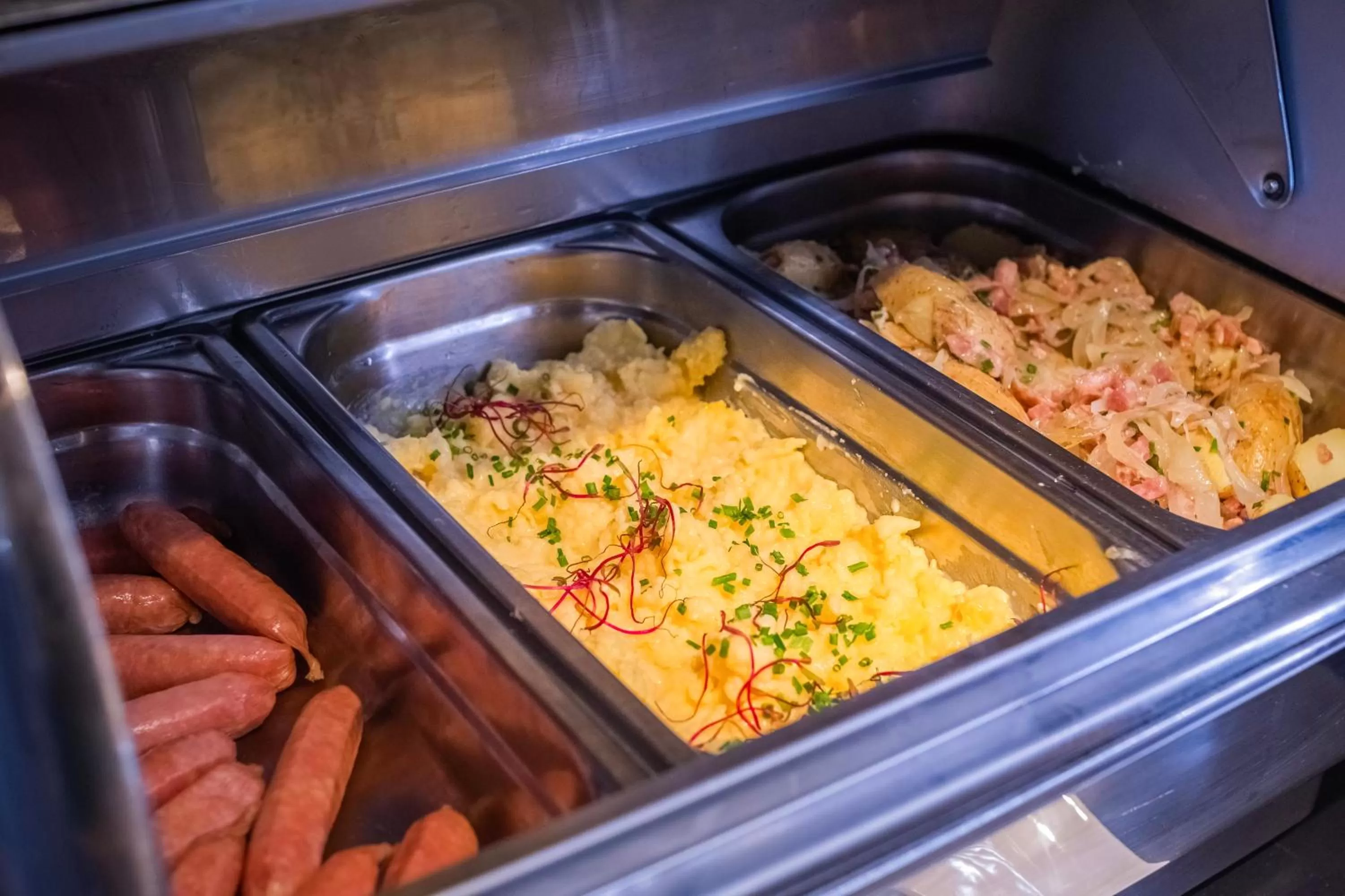 Continental breakfast in Parc Hôtel