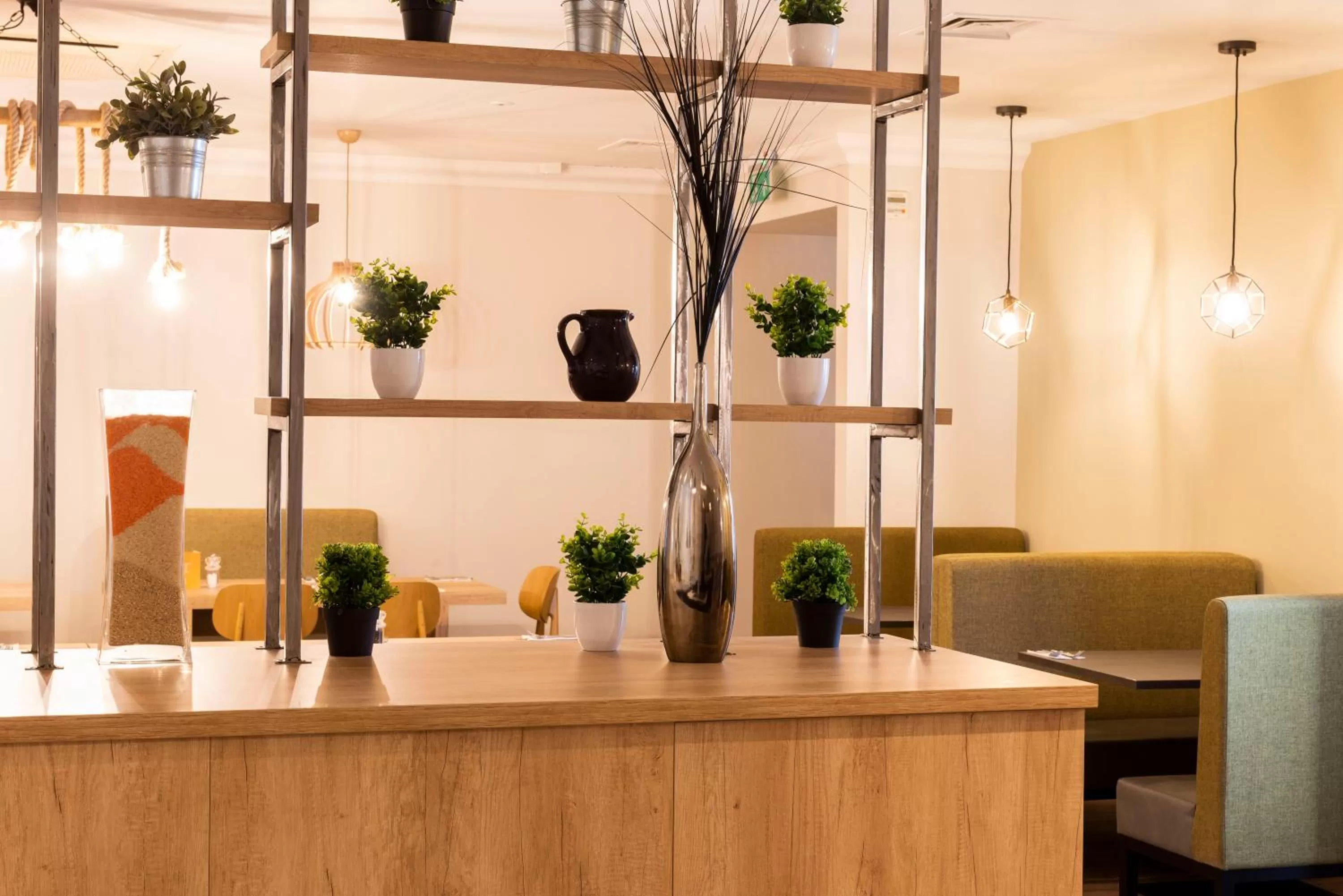 Restaurant/places to eat in Holiday Inn Birmingham M6, Jct7 by IHG