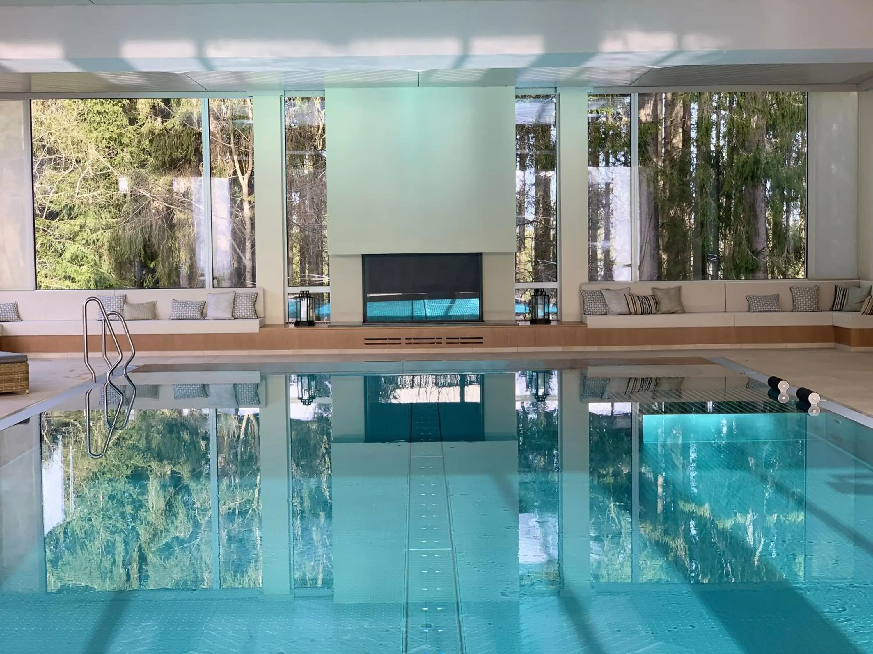 Swimming Pool in Hotel Saigerhöh