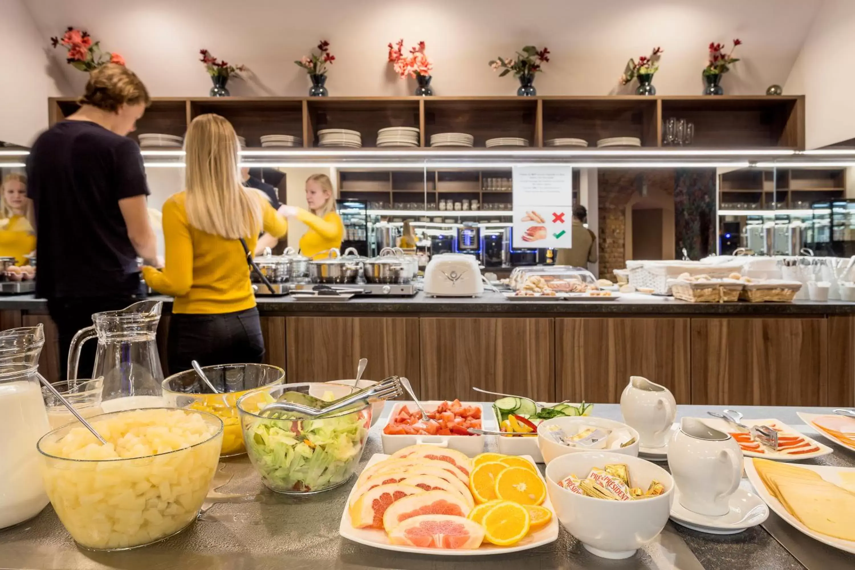 Continental breakfast in Hotel Memories Budapest