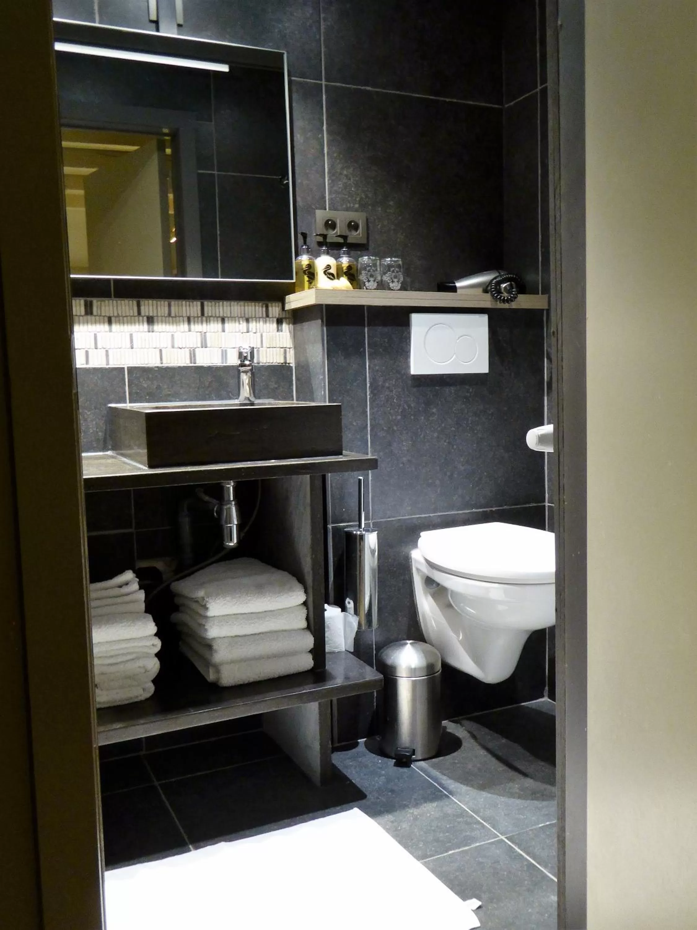 Bathroom in Boutique hotel Het Bloemenhof