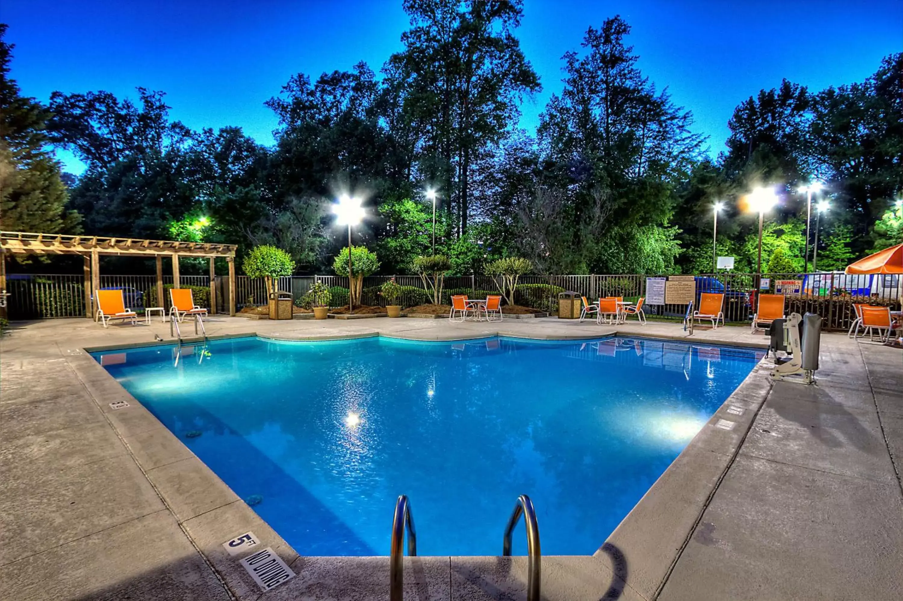 Pool view, Swimming Pool in Hampton Inn Rocky Mount