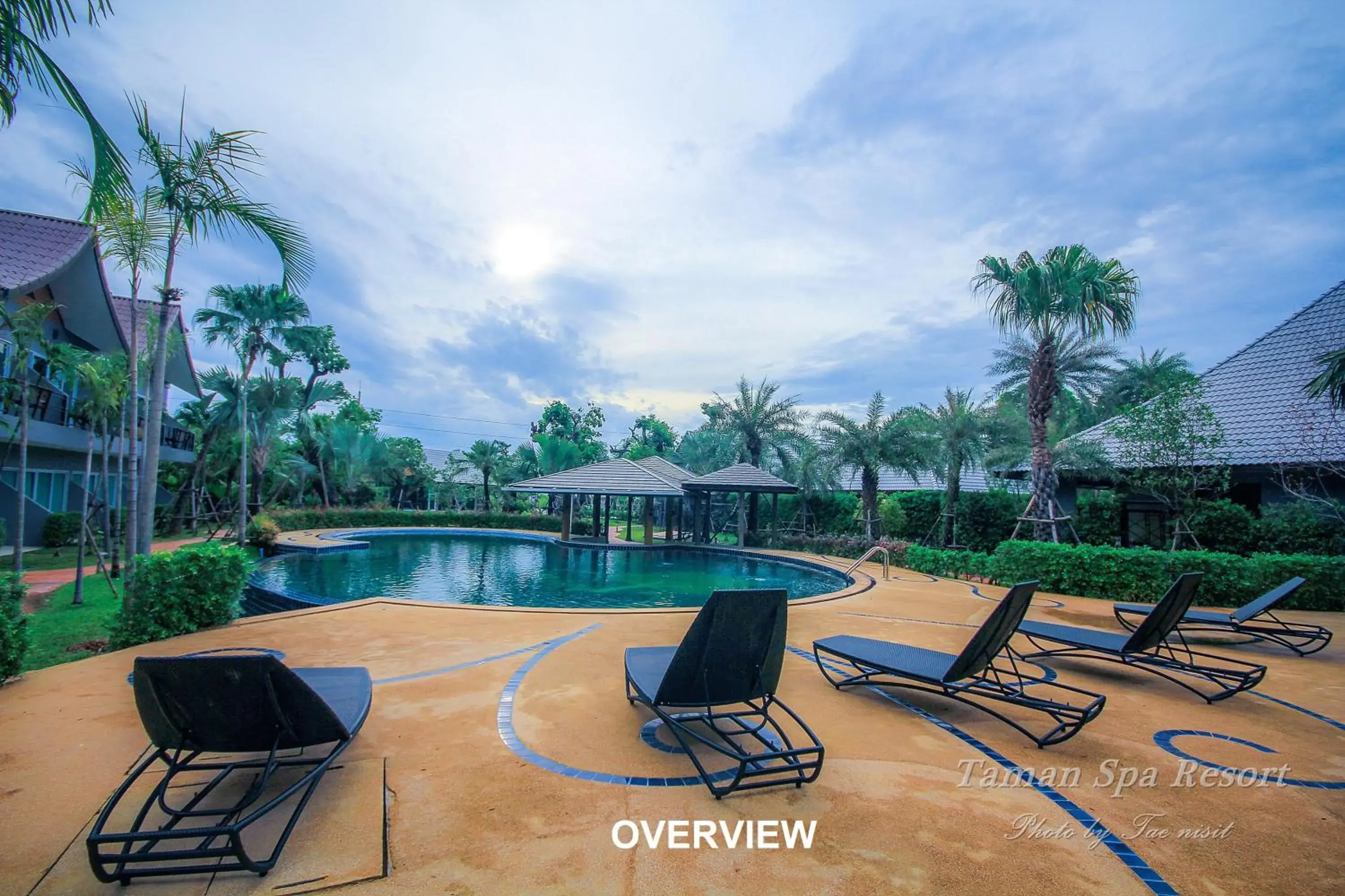 Swimming Pool in Taman Resort