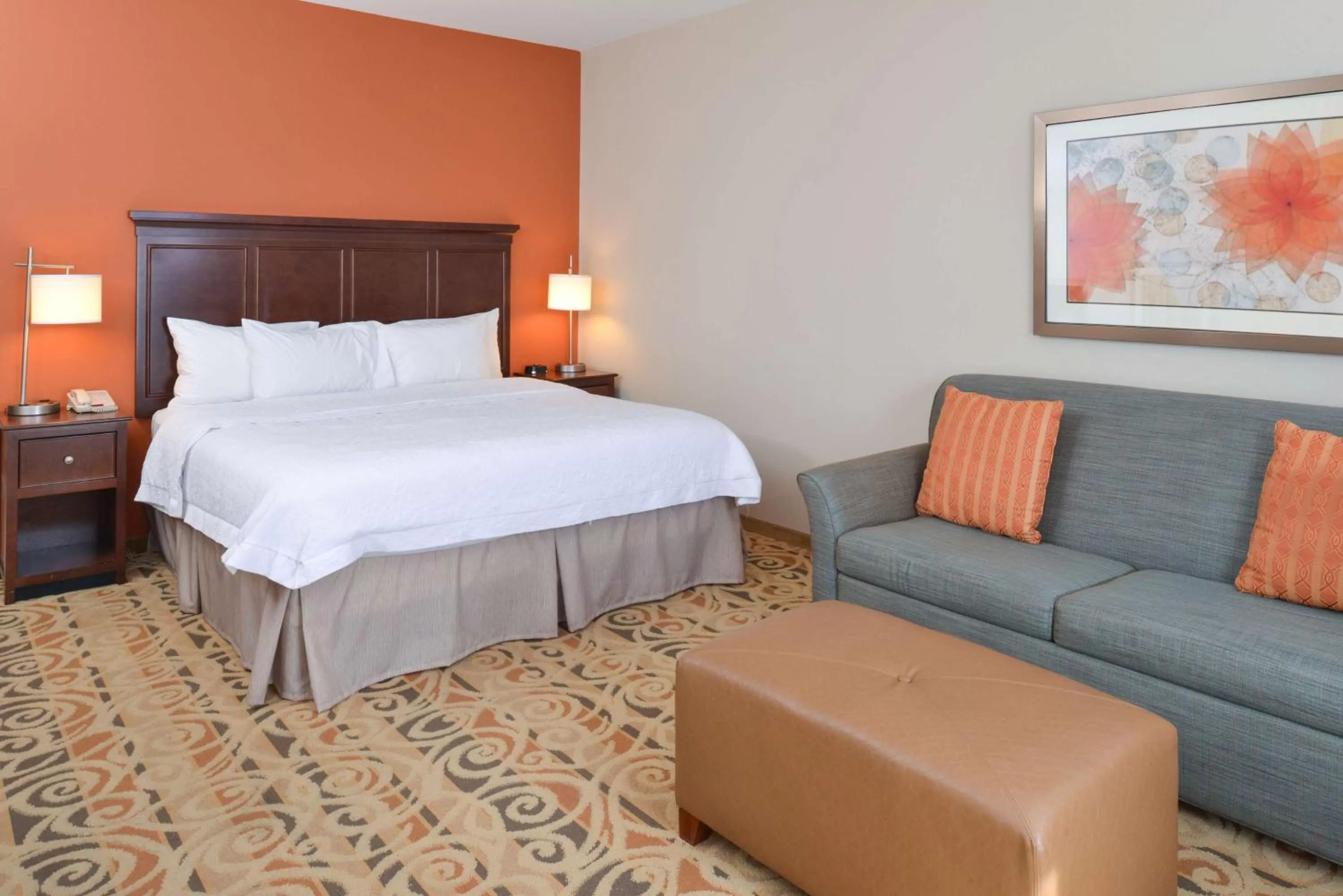 Bed in Hampton Inn & Suites - Ocala