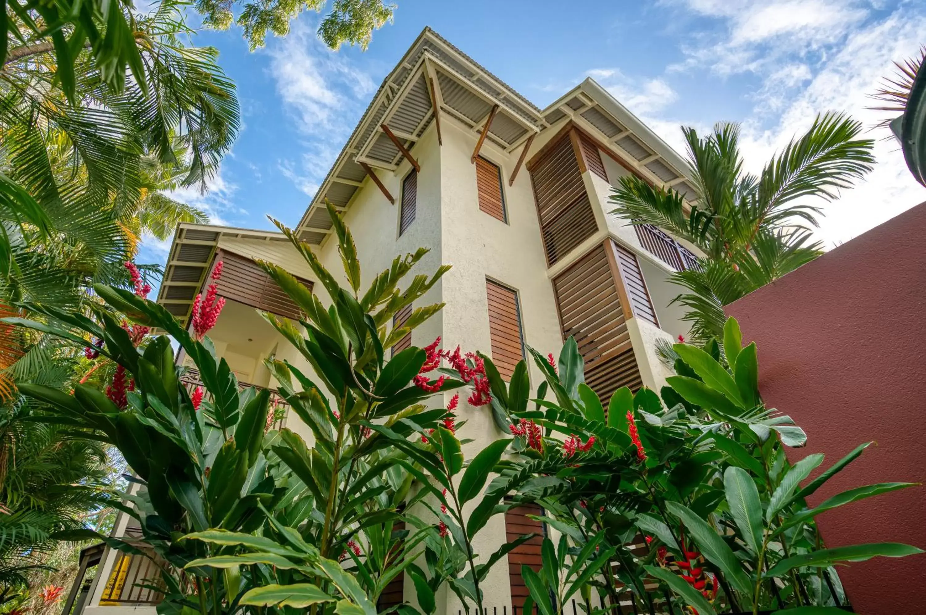 Property building in Freestyle Resort Port Douglas Property building in Freestyle Resort Port Douglas