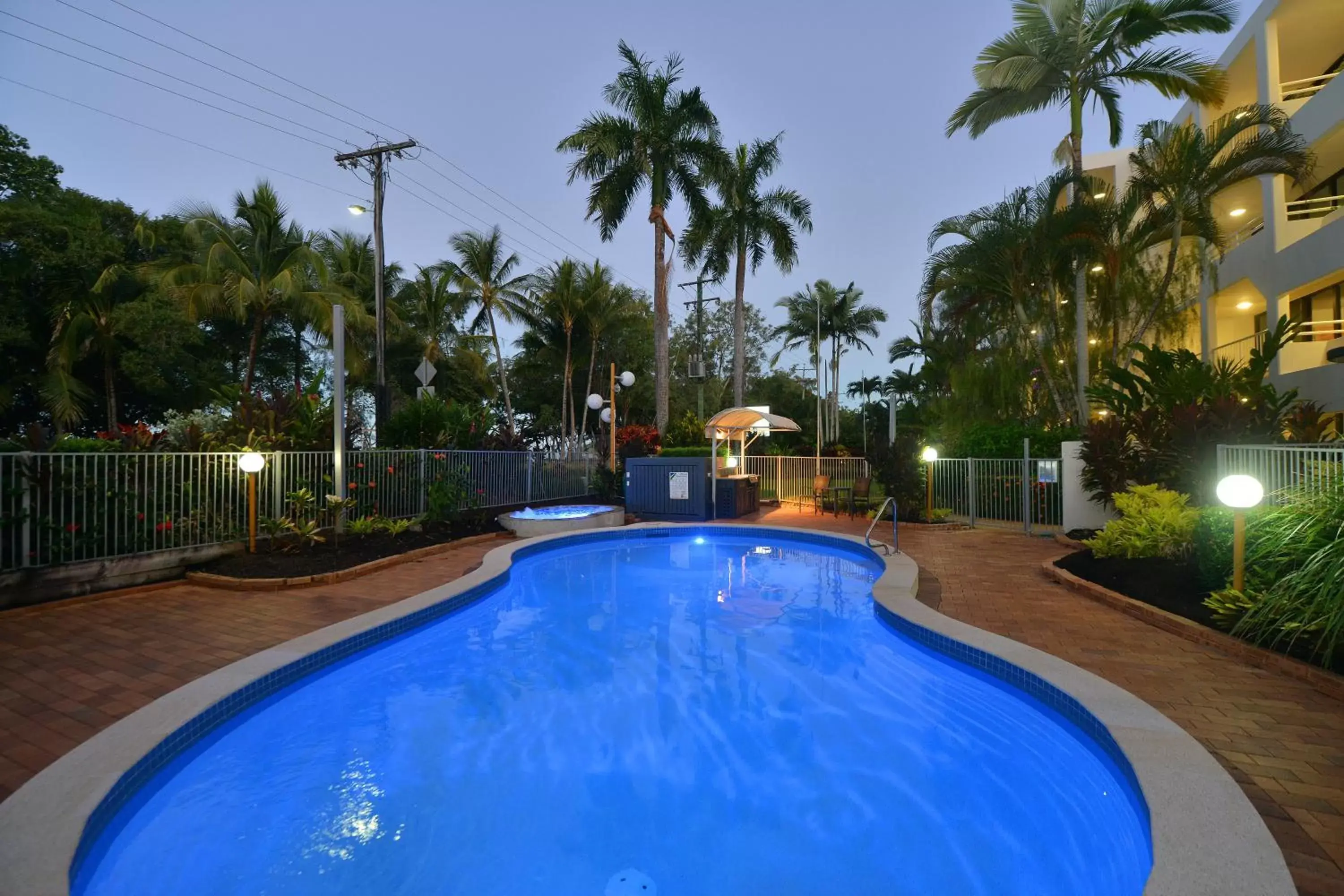 BBQ facilities, Swimming Pool in Argosy On The Beach