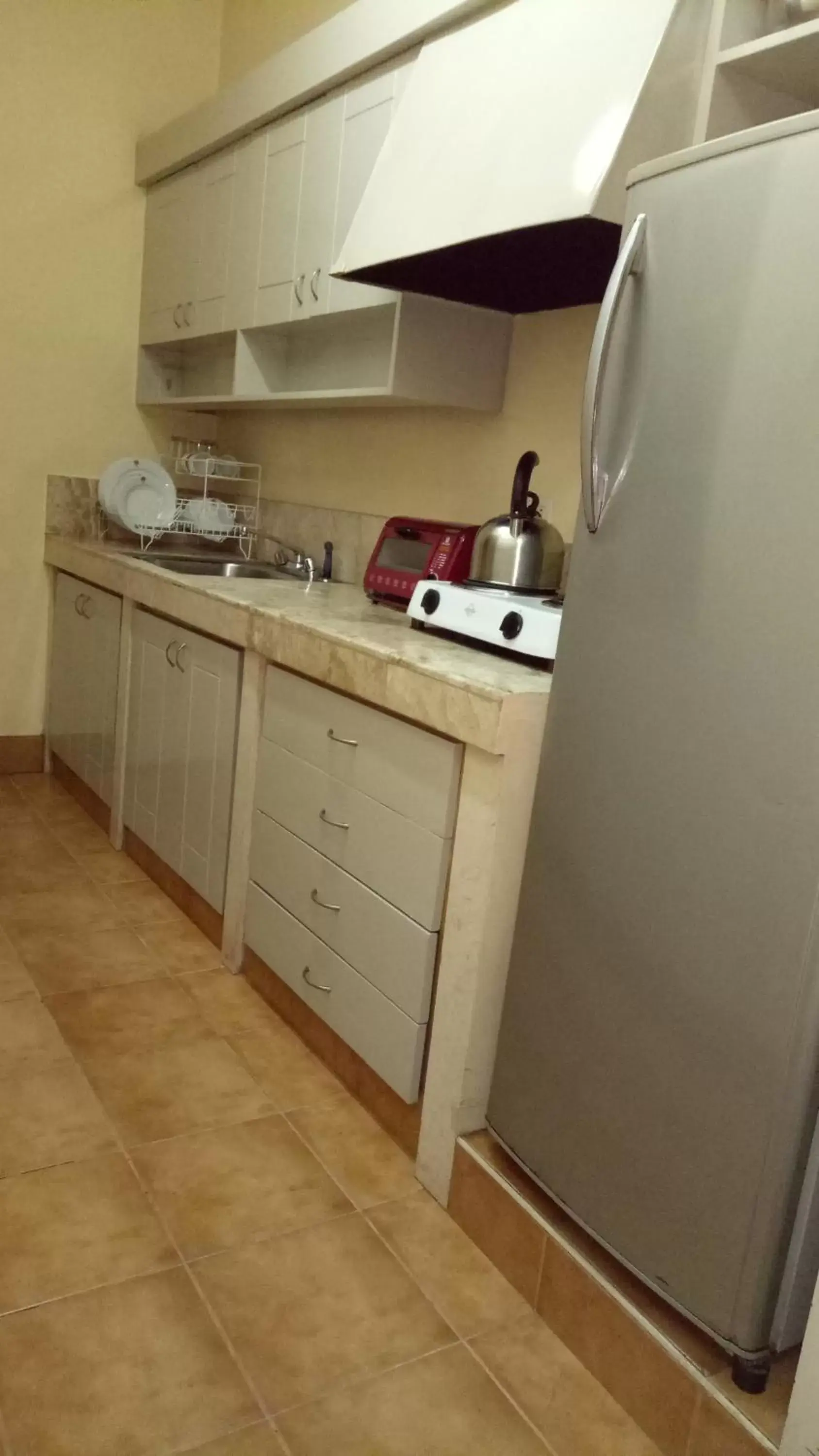 Kitchen/Kitchenette in Tropicana Suites