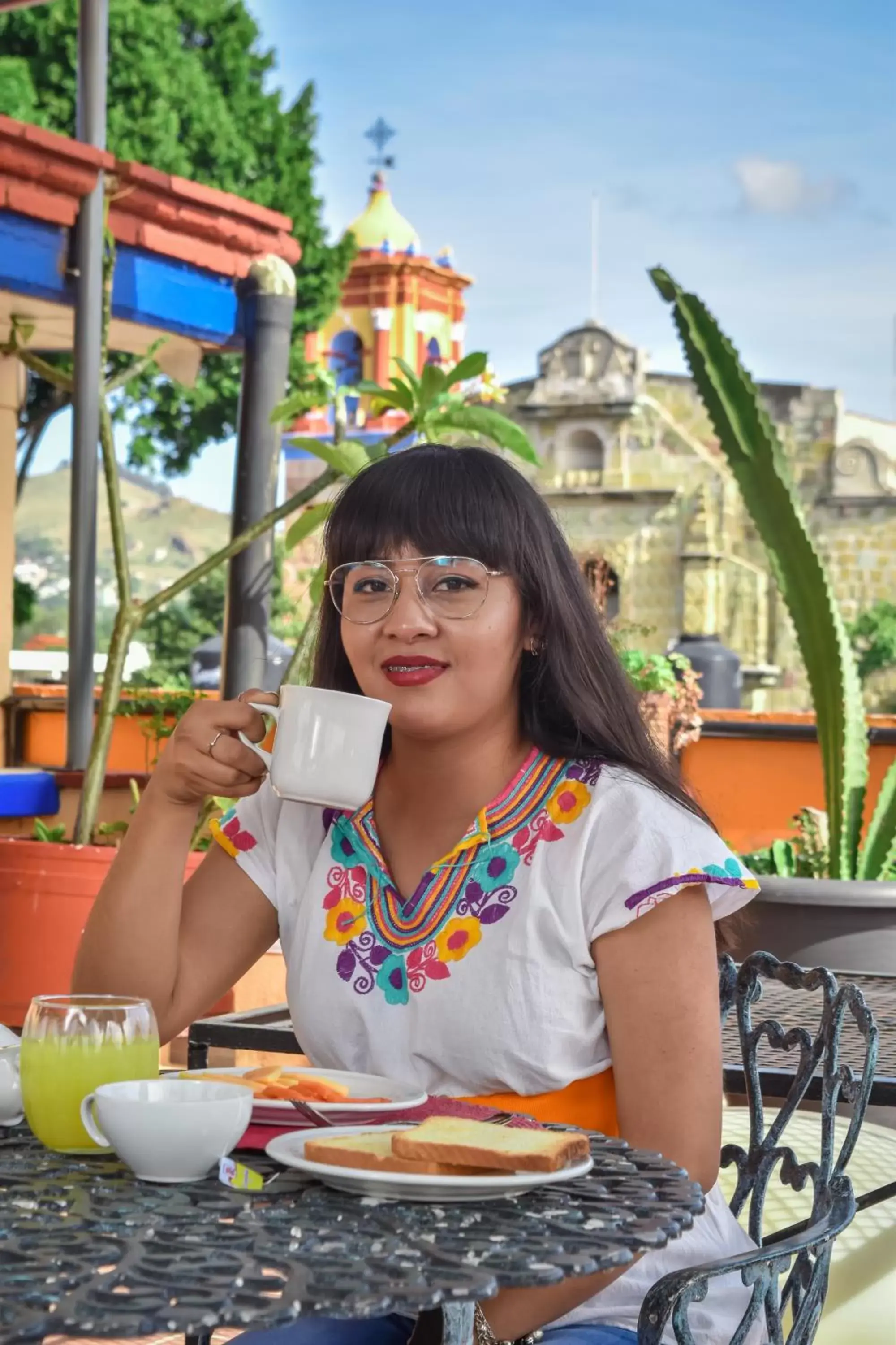 People in Hotel Cazomalli Oaxaca