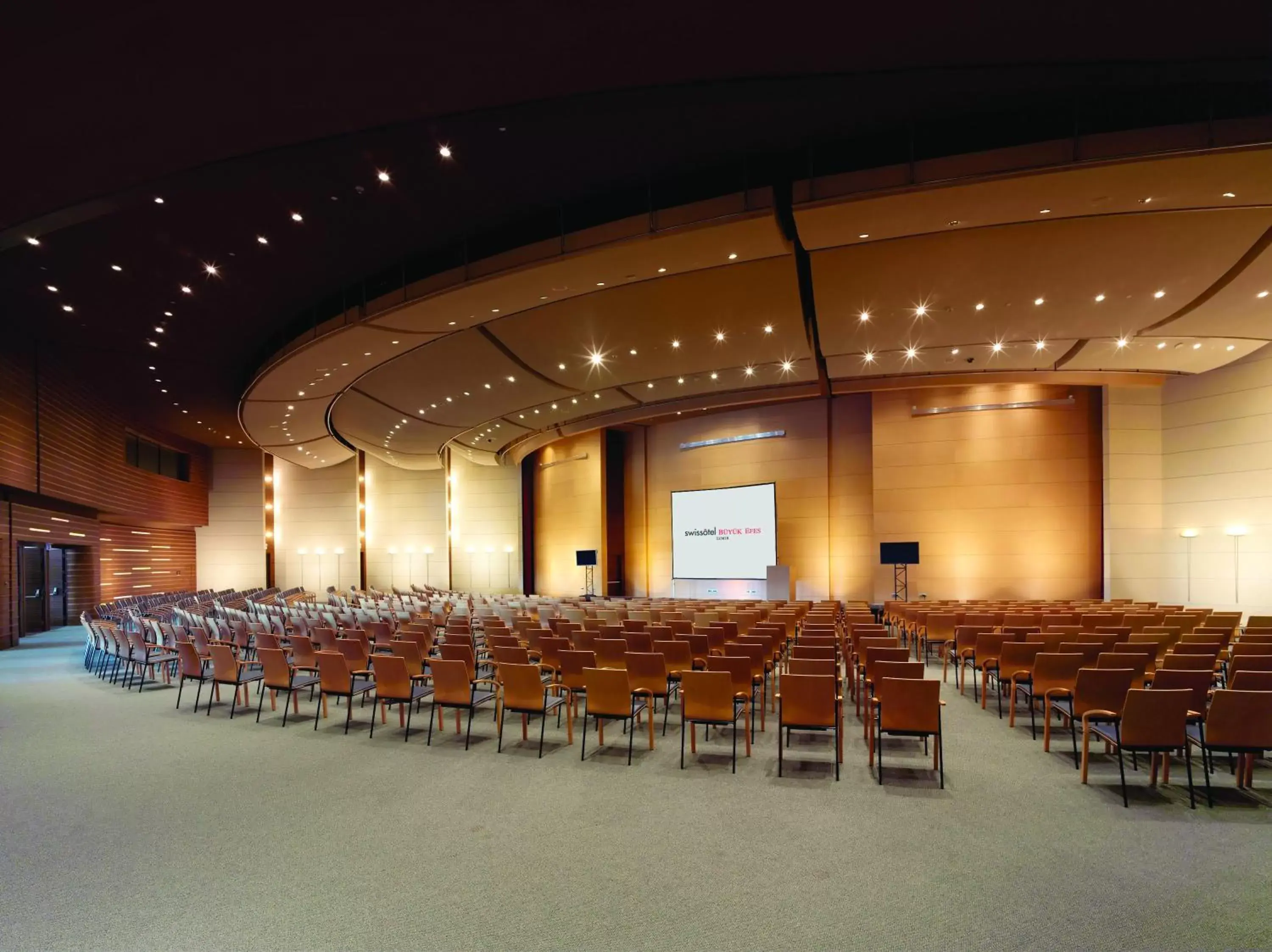 Meeting/conference room in Swissotel Buyuk Efes Izmir