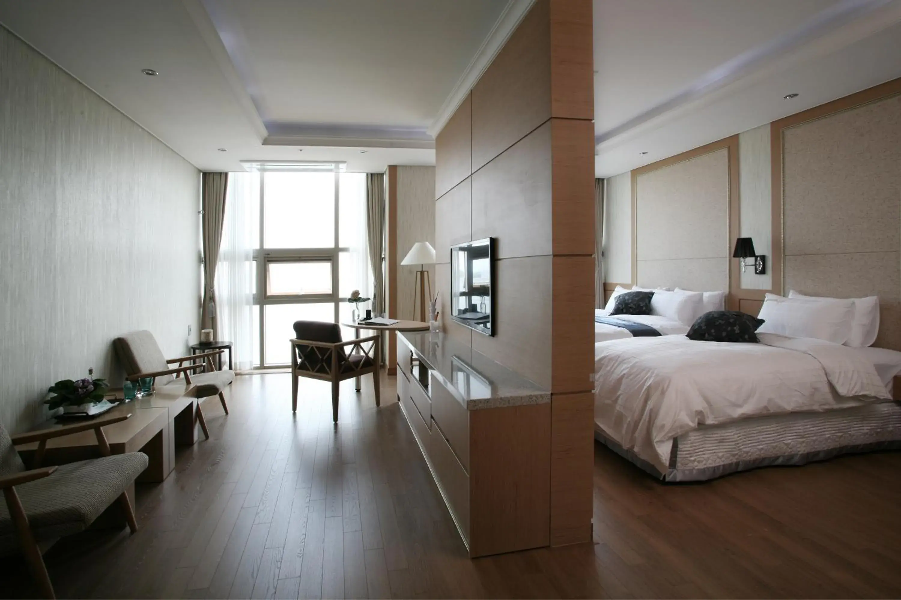 Bedroom in Benikea Hotel Yeosu