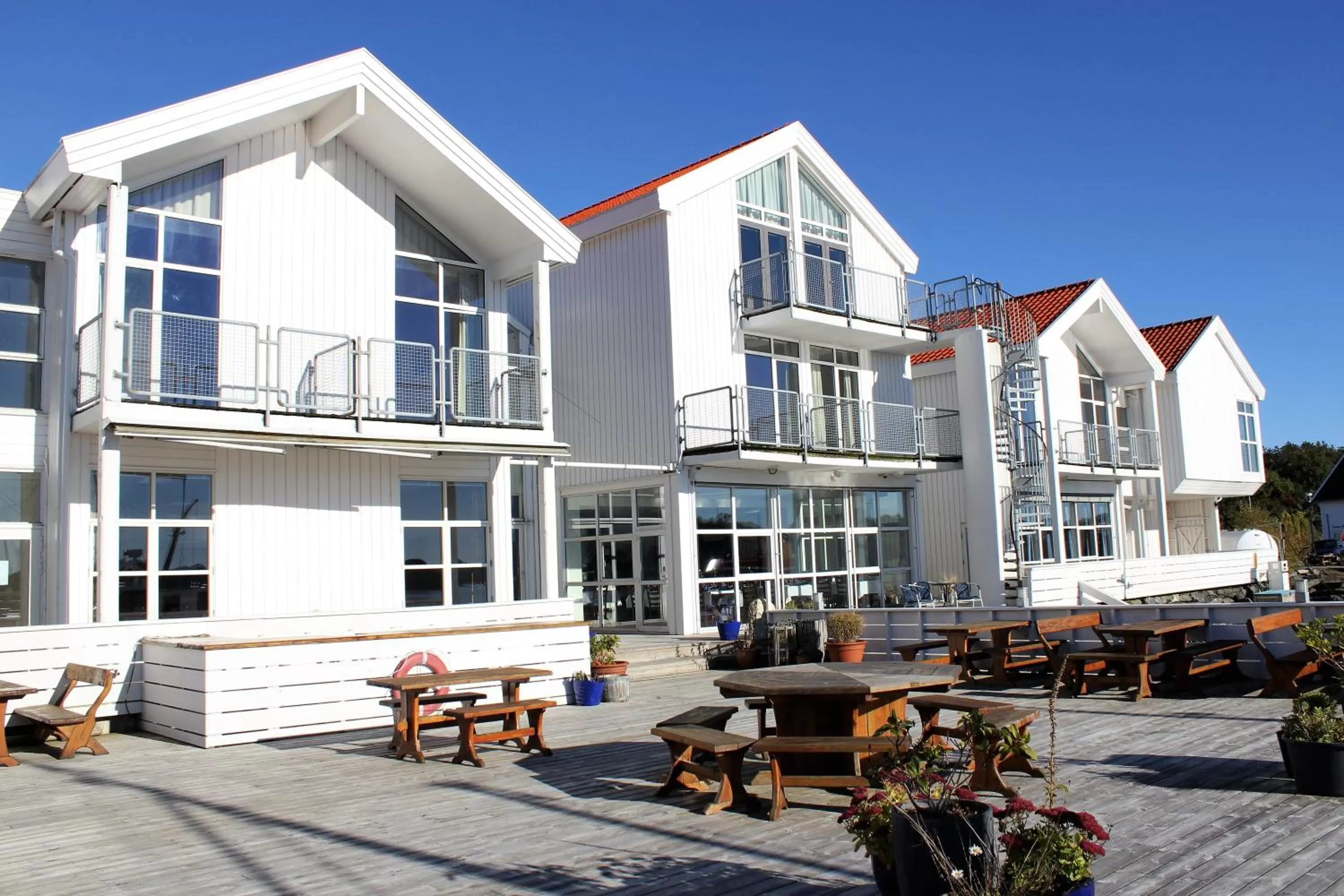 Facade/entrance in Hummeren Hotel