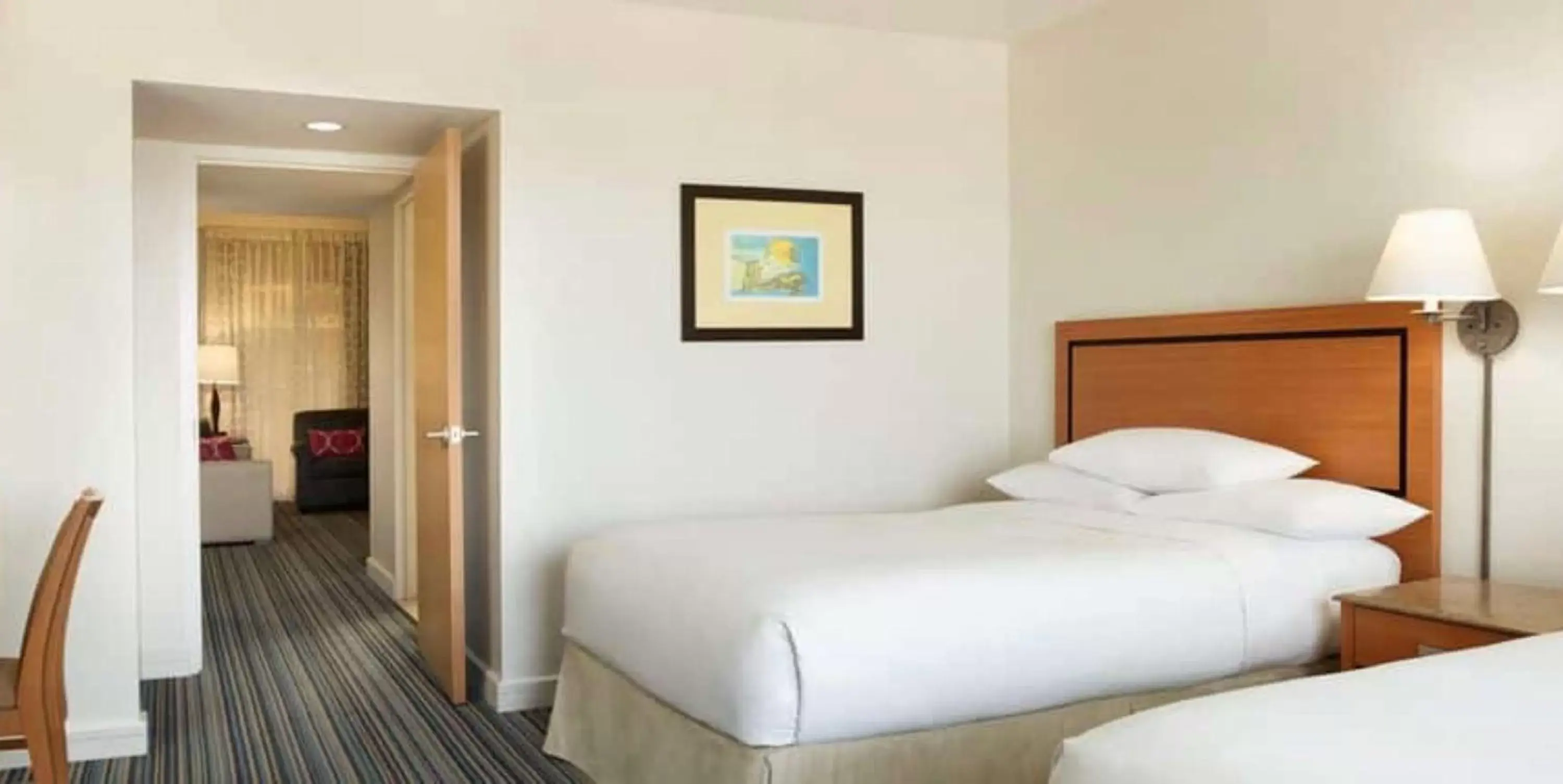 Bed in Embassy Suites by Hilton Dorado del Mar Beach Resort