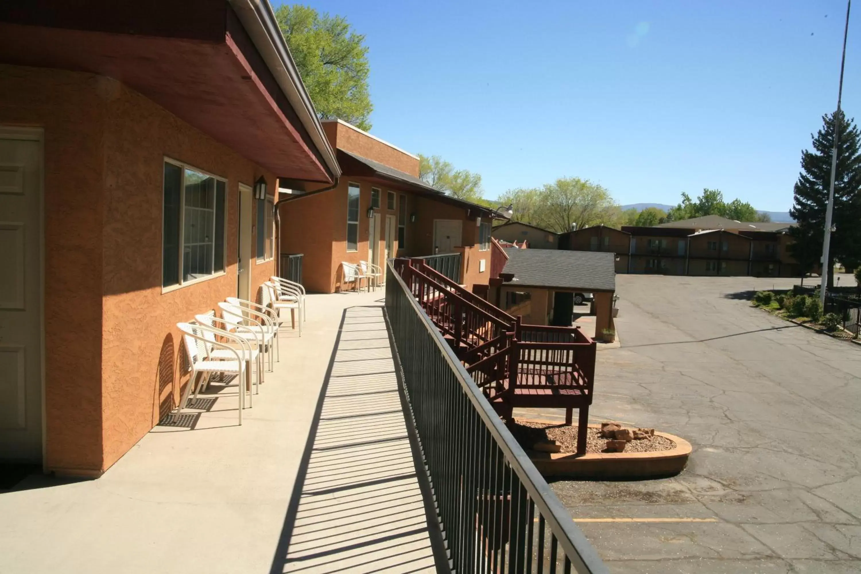 Property building in Black Canyon Motel