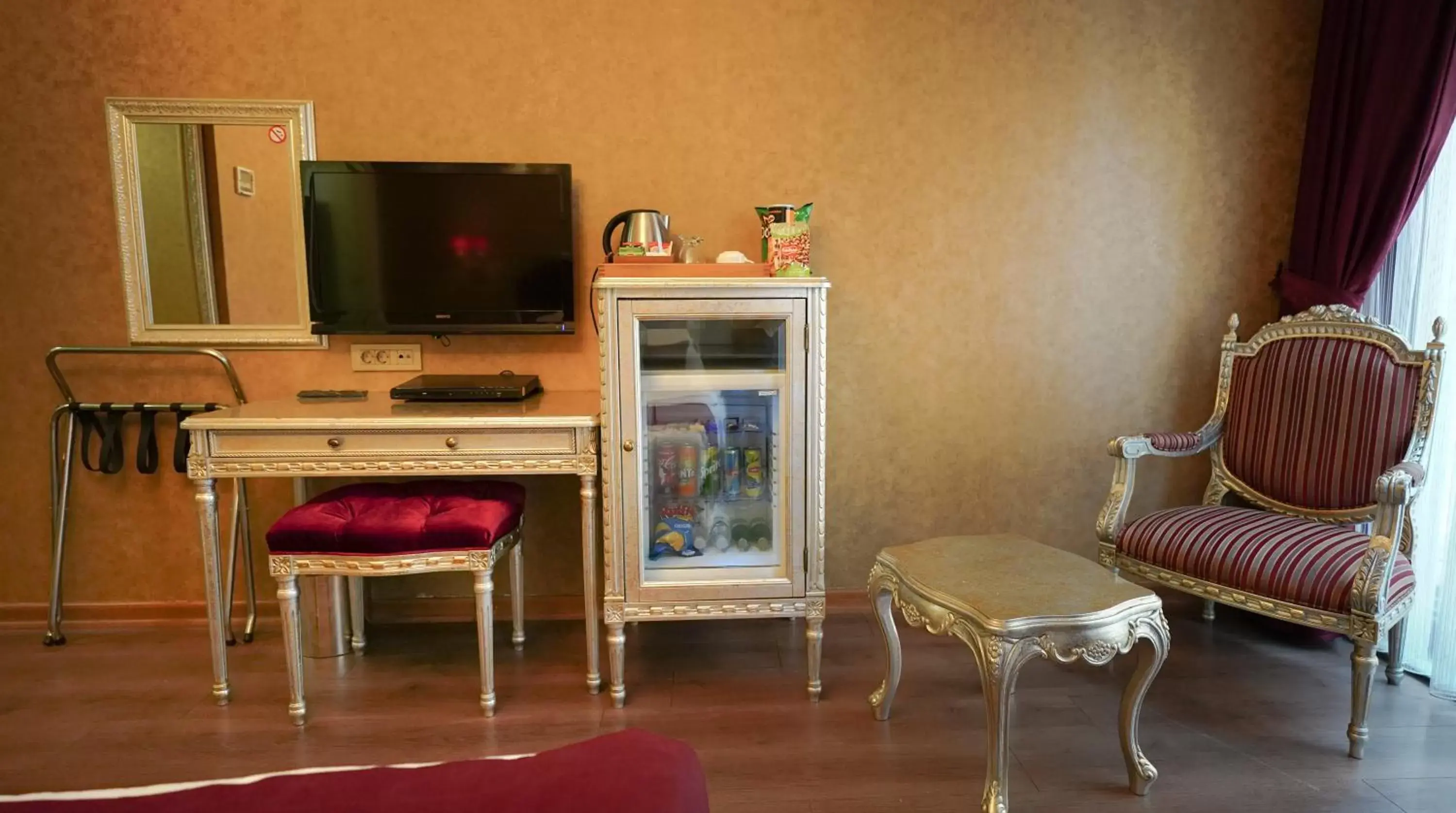 TV and multimedia, Seating Area in Hotel Gritti Pera & Spa
