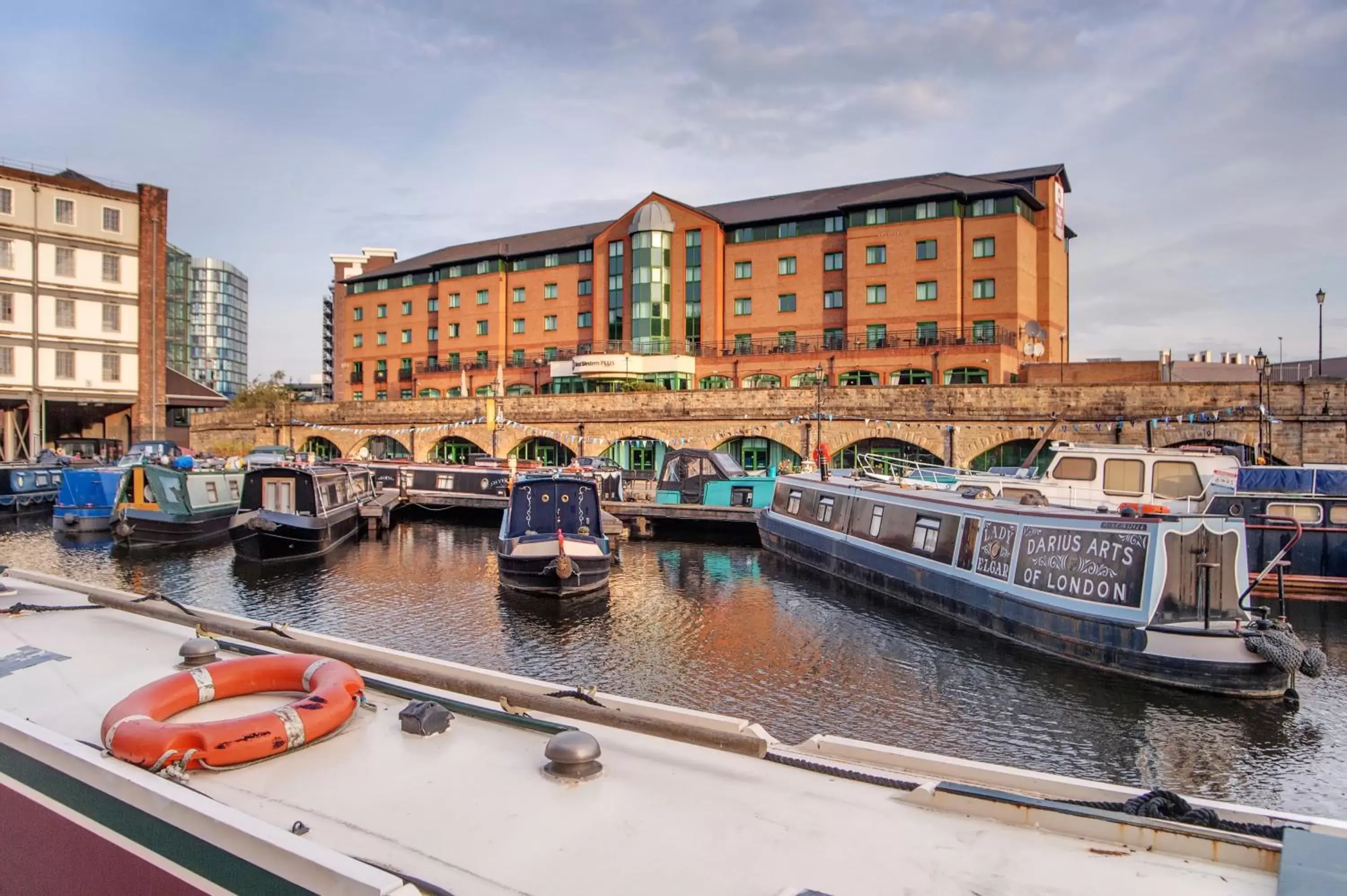 Property building in Best Western Plus The Quays Hotel Sheffield