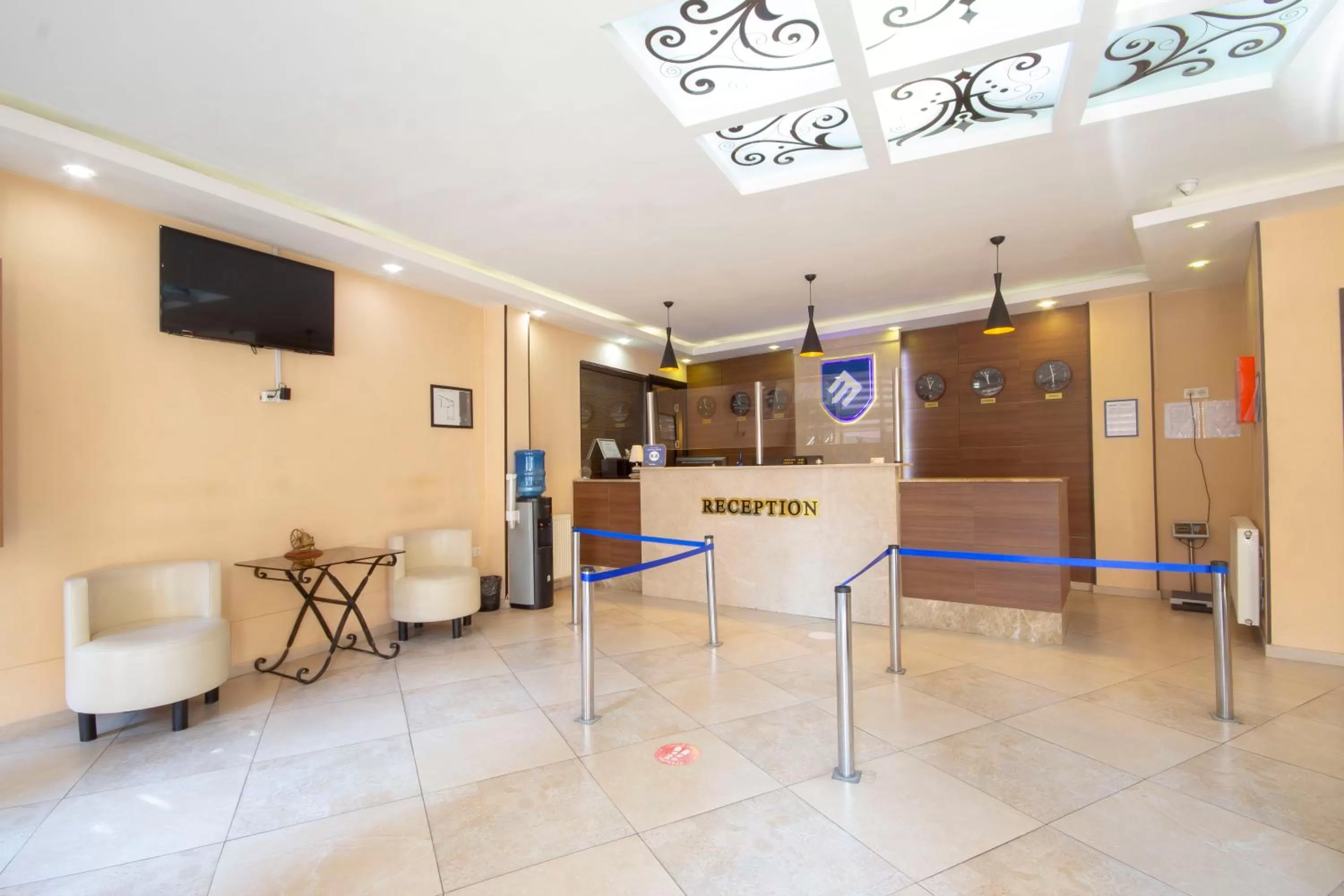 Restaurant/places to eat in Light House Old City