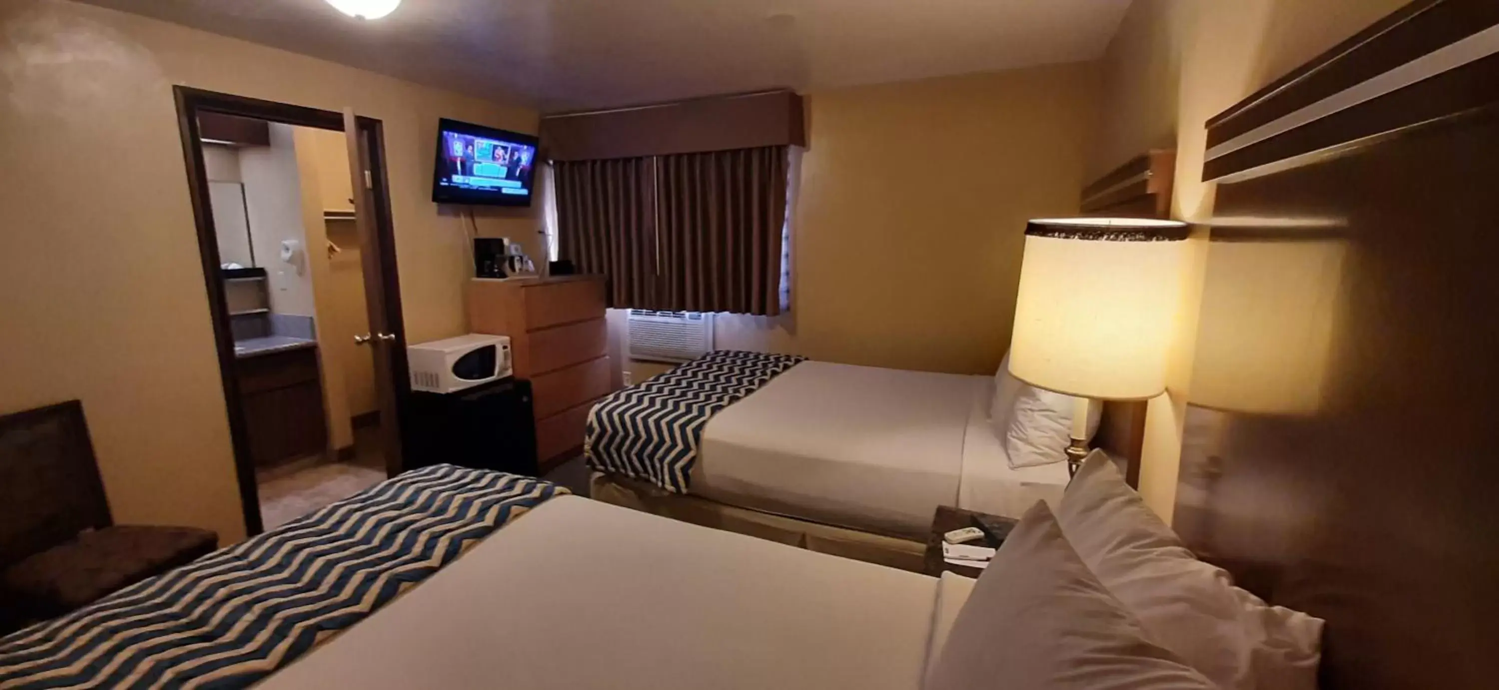 Bed in Travelodge by Wyndham Kanab