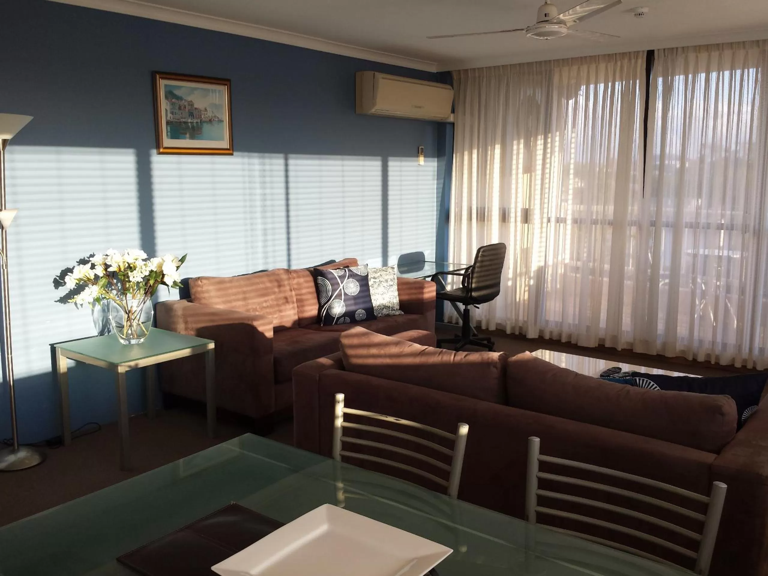 Day in Kirribilli Apartments