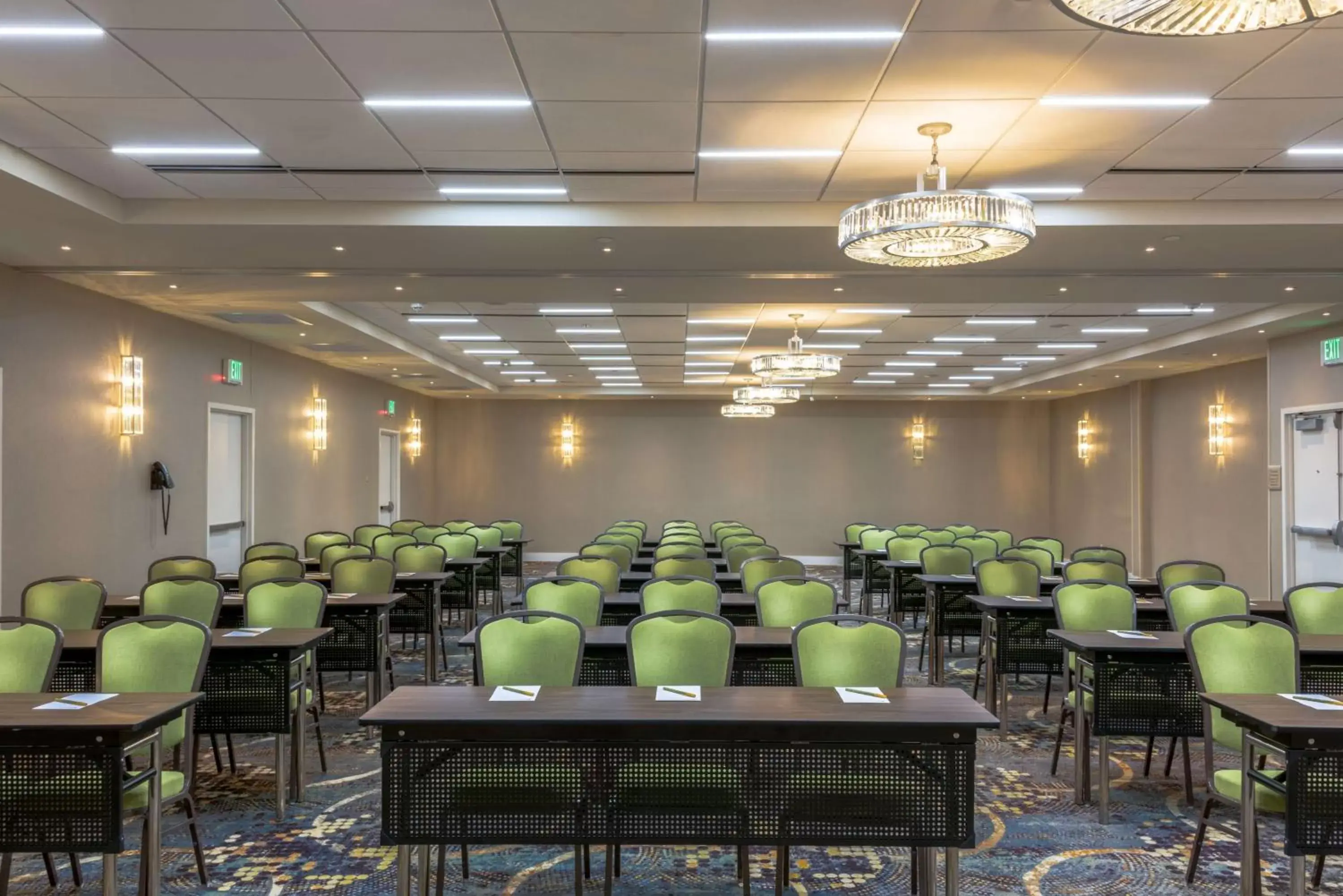 Meeting/conference room in Hilton Garden Inn Reagan National Airport