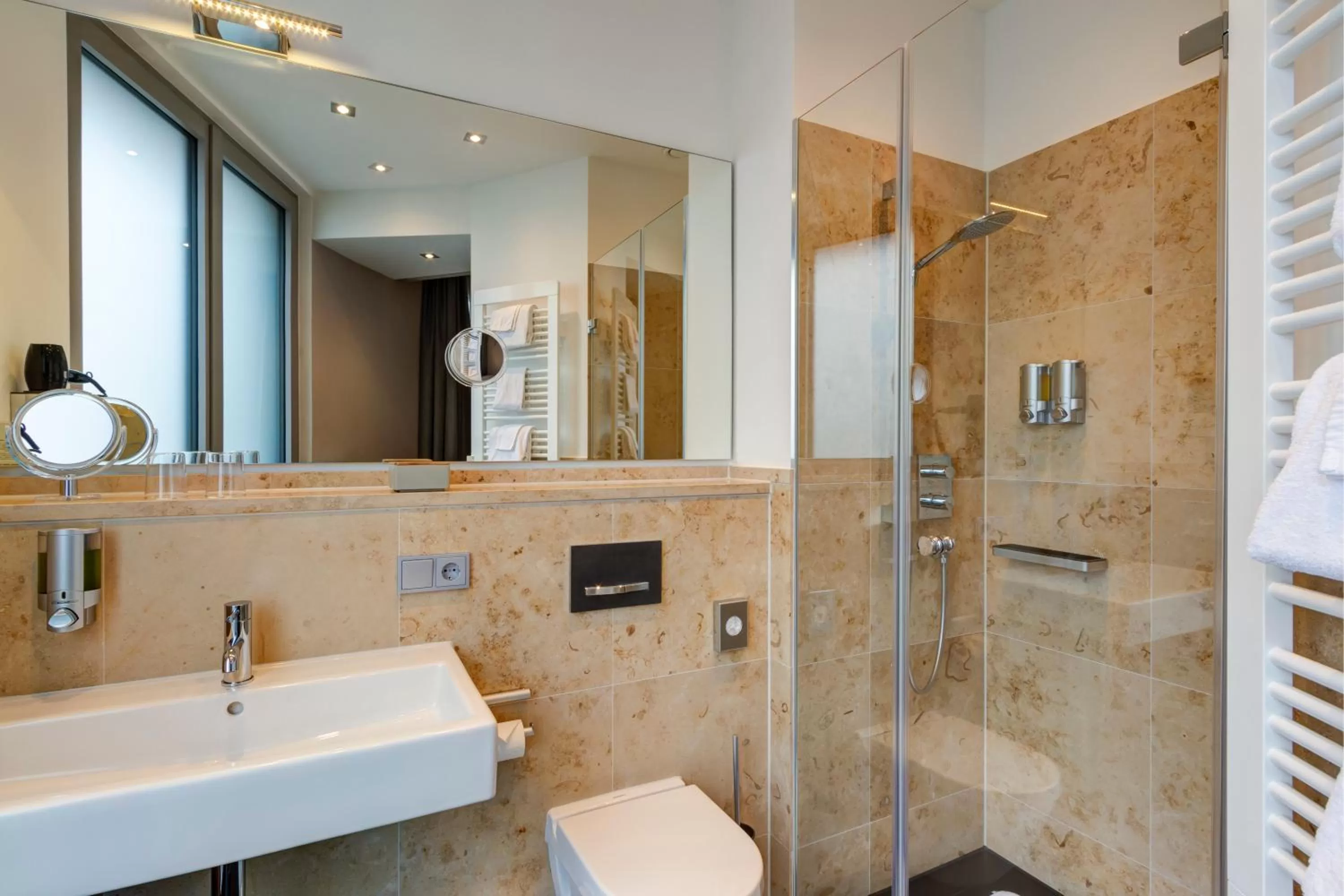 Shower in Qube Hotel Bahnstadt