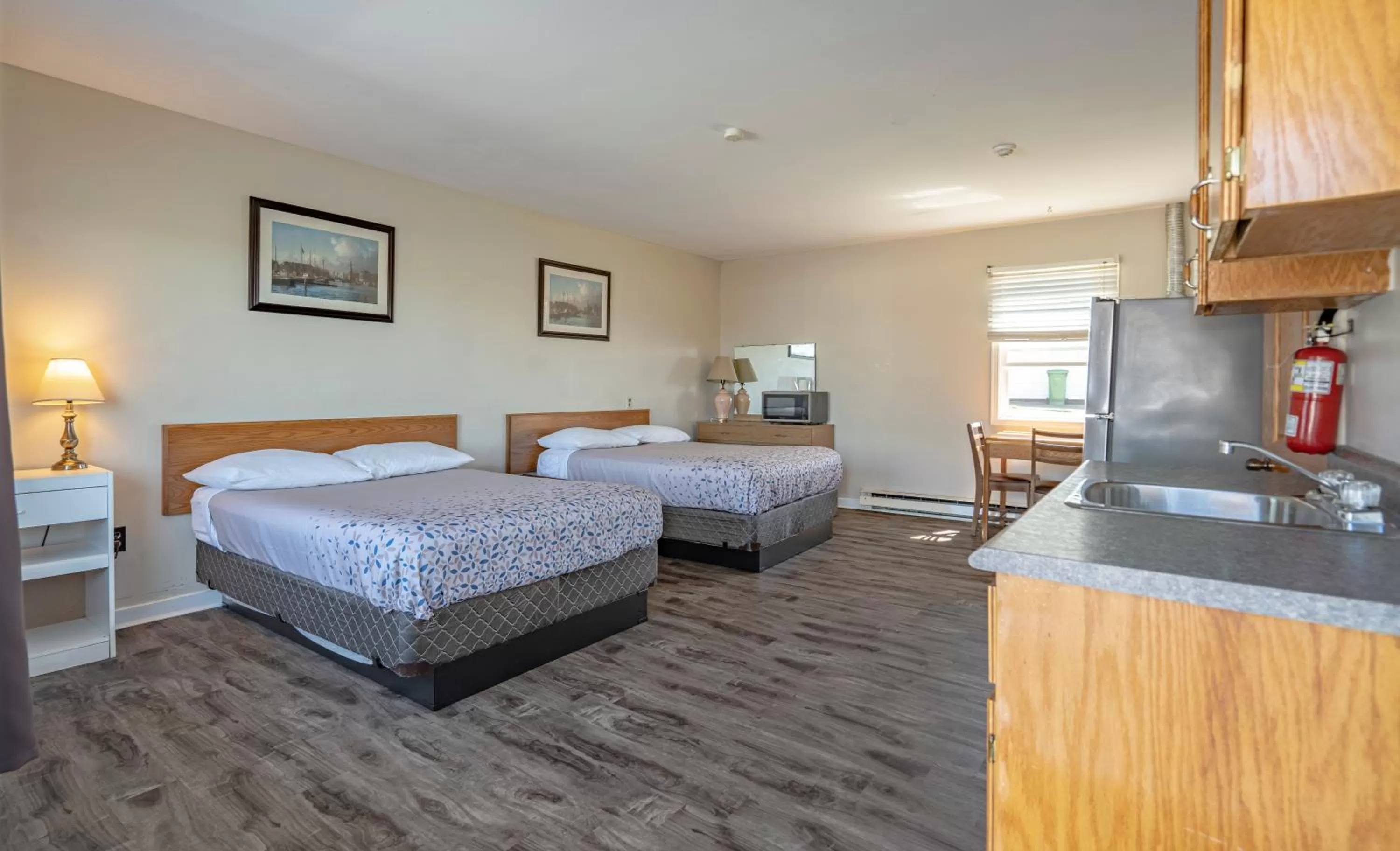 Bedroom, Bed in Novastar Motel On The Lake